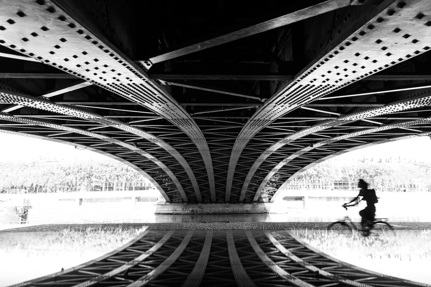 queence Acrylglasbild »Brücke«, Elemente der Architektur-Brücken-Schwarz-We günstig online kaufen