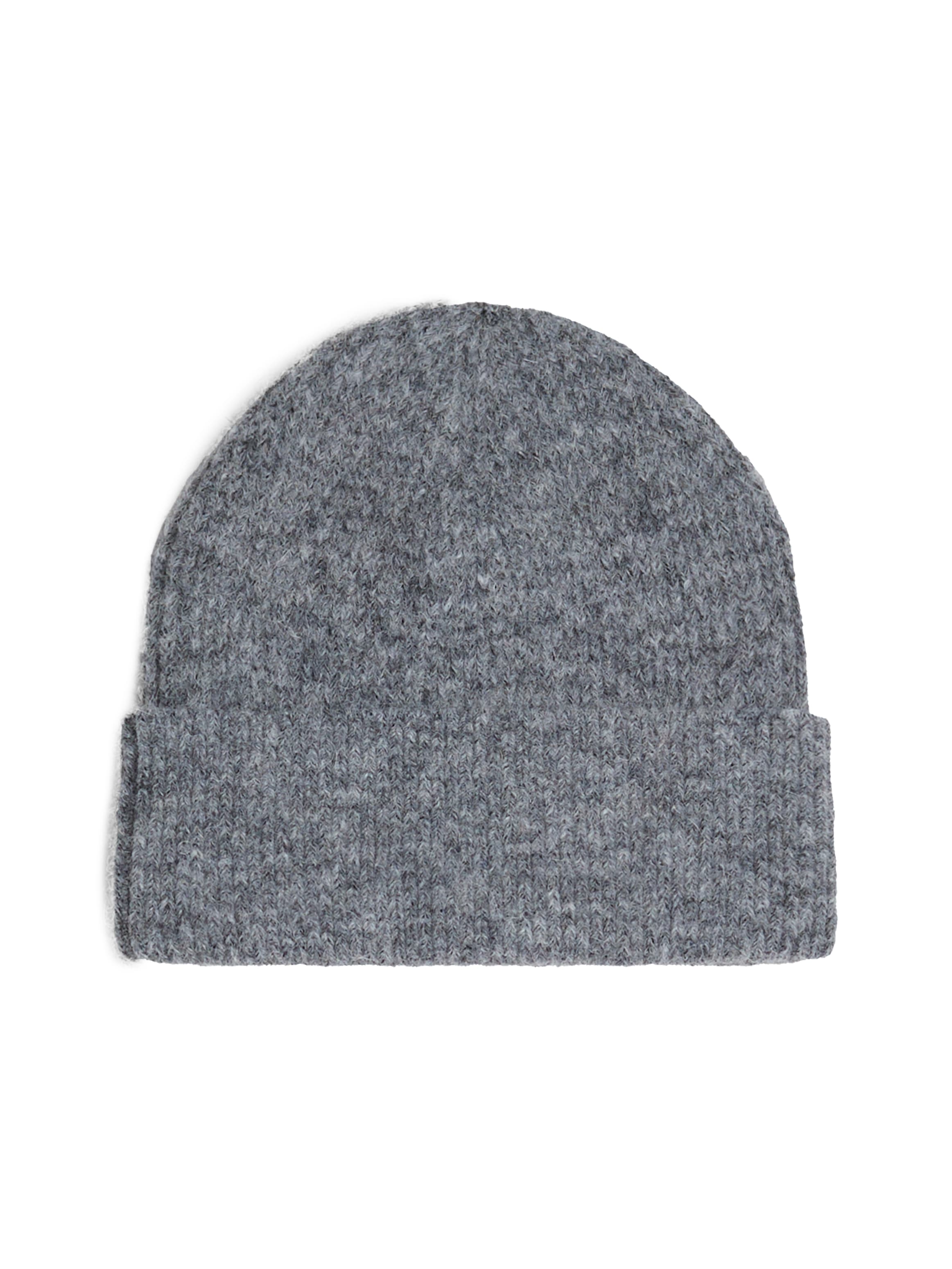 Tommy Hilfiger Strickmütze »ESSENTIAL FLAG FUZZY BEANIE«, mit Logostickerei