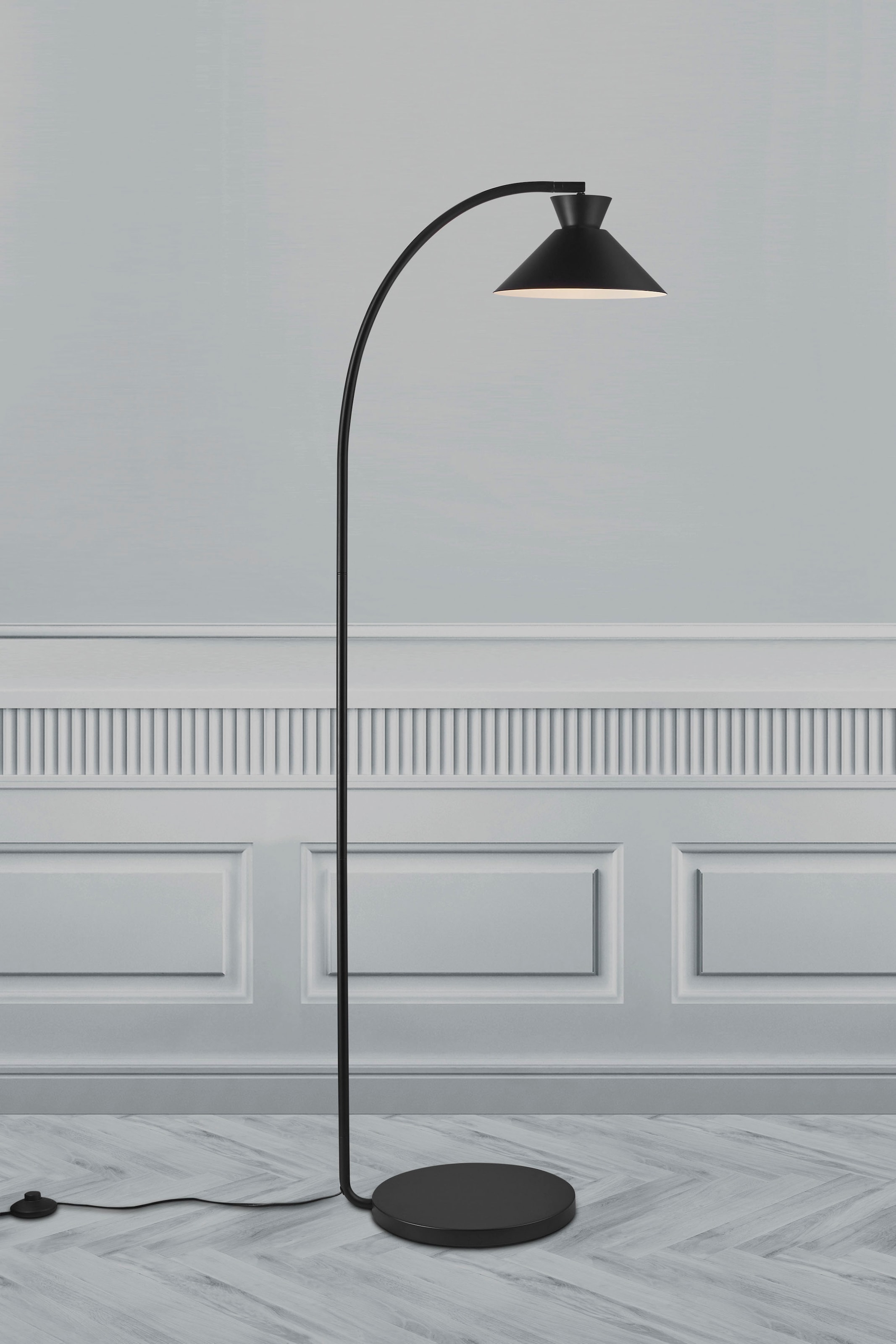 Nordlux Stehlampe »Dial«, für Leuchtmittel E27, Dänisches Exklusives  Design, Wunderbare Lichtkurve online bestellen