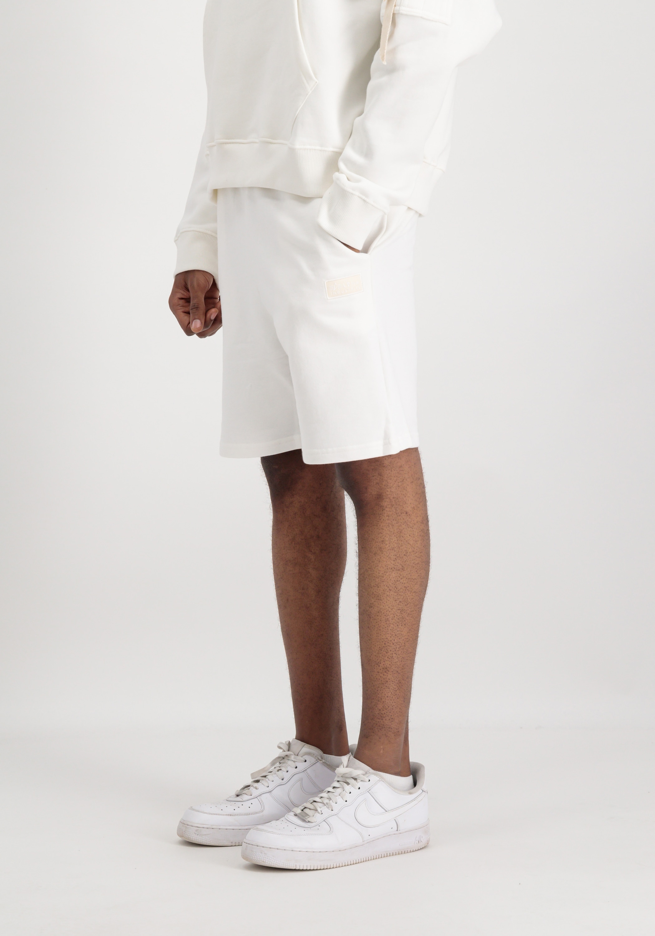 2. Bild von Alpha Industries Sweatshorts »Alpha Industries Men - Shorts Organics Jogger Short«