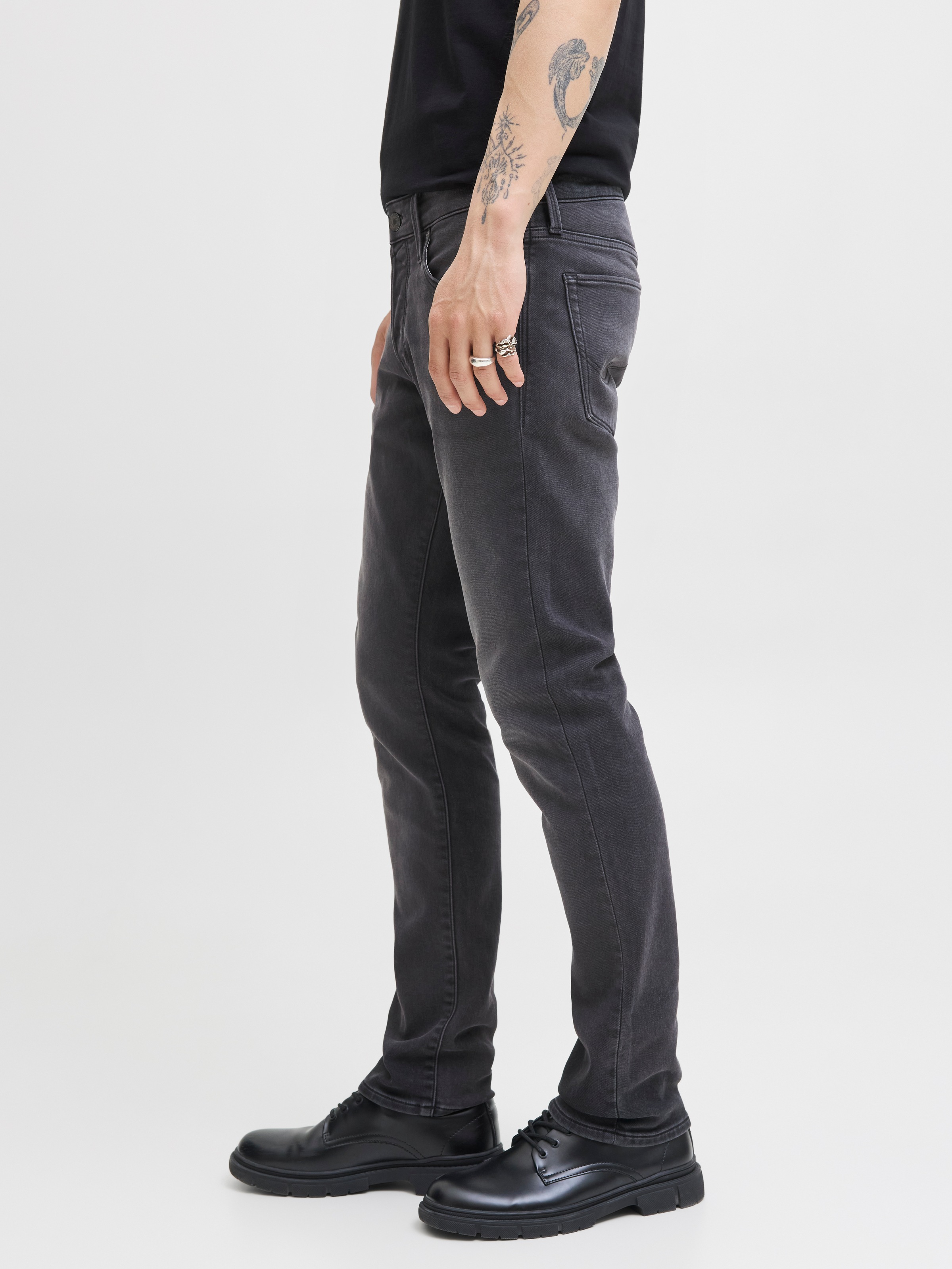 Jack & Jones Tapered-fit-Jeans »JJIMIKE mit Stretch, Used-Look und bequemer Passform«, Abriebeffekte, modisch, bequem, Baumwollmischung