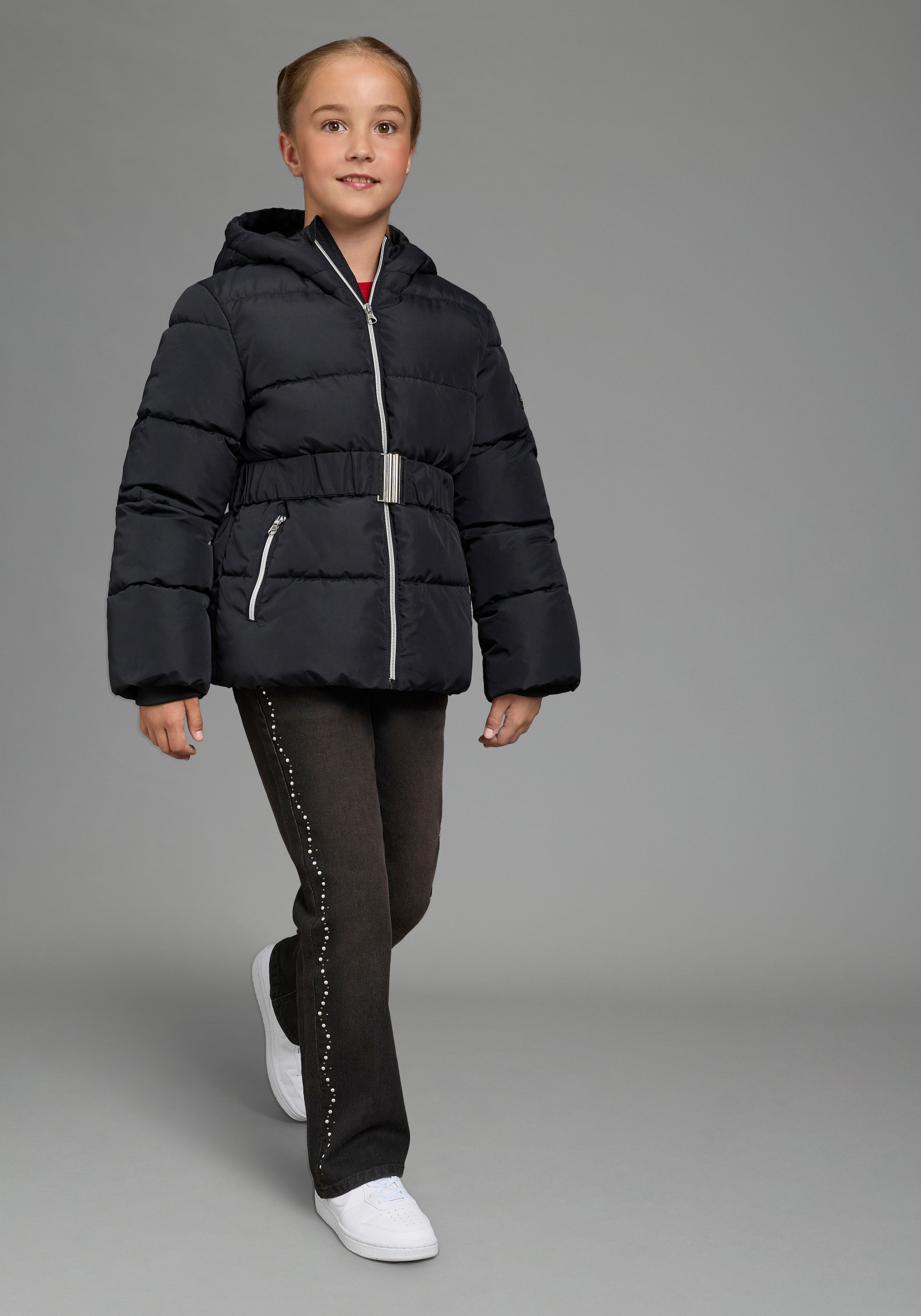 Bruno Banani Winterjacke »Winterjacke mit modischen Gürtel, macht eine schöne Silhouette« mit Kapuze Warme Jacke mit modischem Schnallengürtel und Kapuze, fleecegefüttert