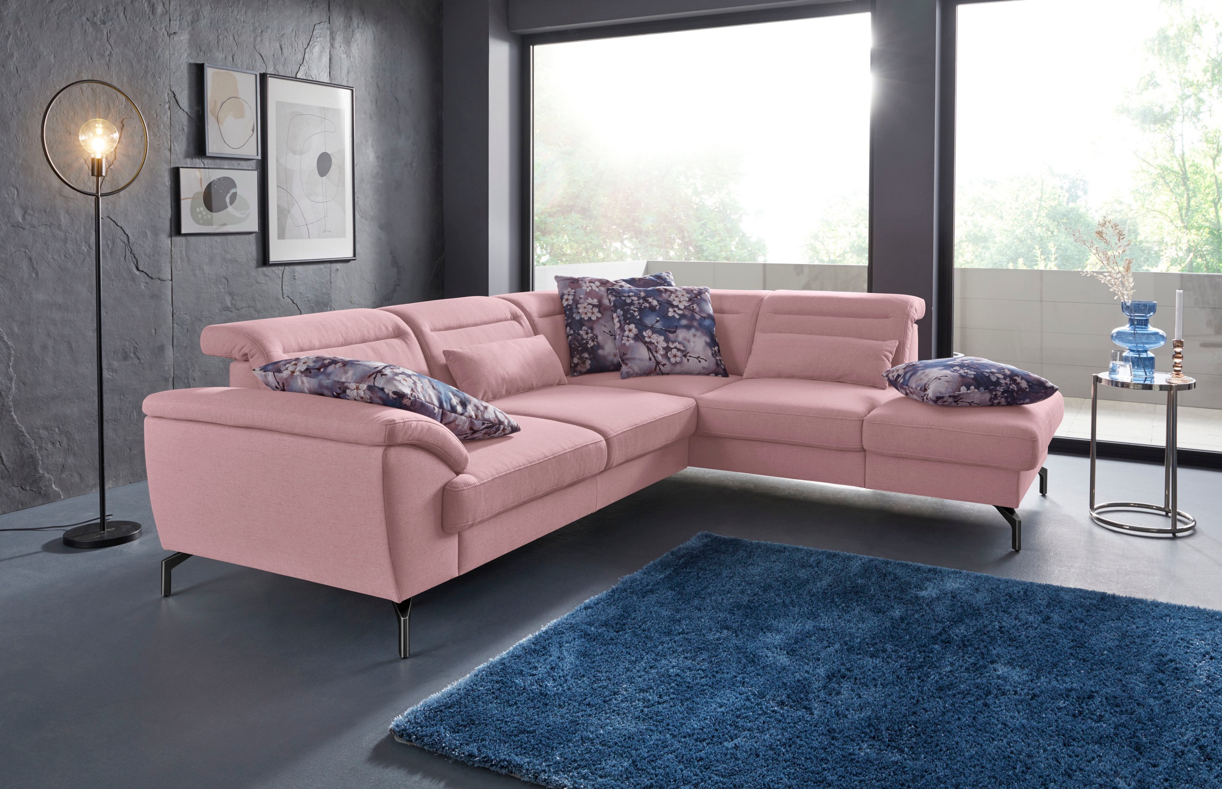 sit&more Ecksofa »Percy L-Form«, 15 cm Fußhöhe, Sitztiefenverstellung, wahlweise in 2 Fußfarben