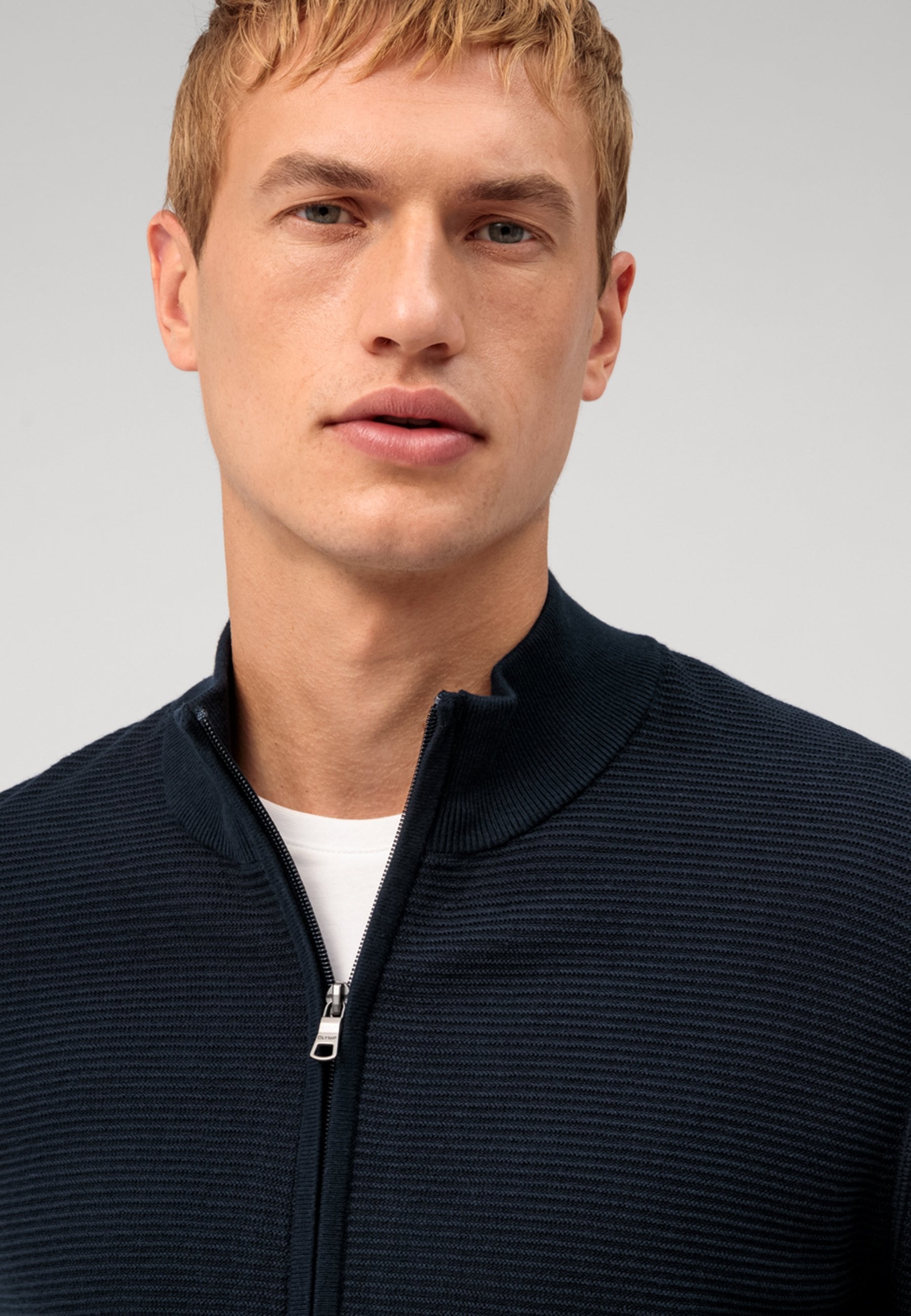 OLYMP Strickjacke »OLYMP Casual Strick«
