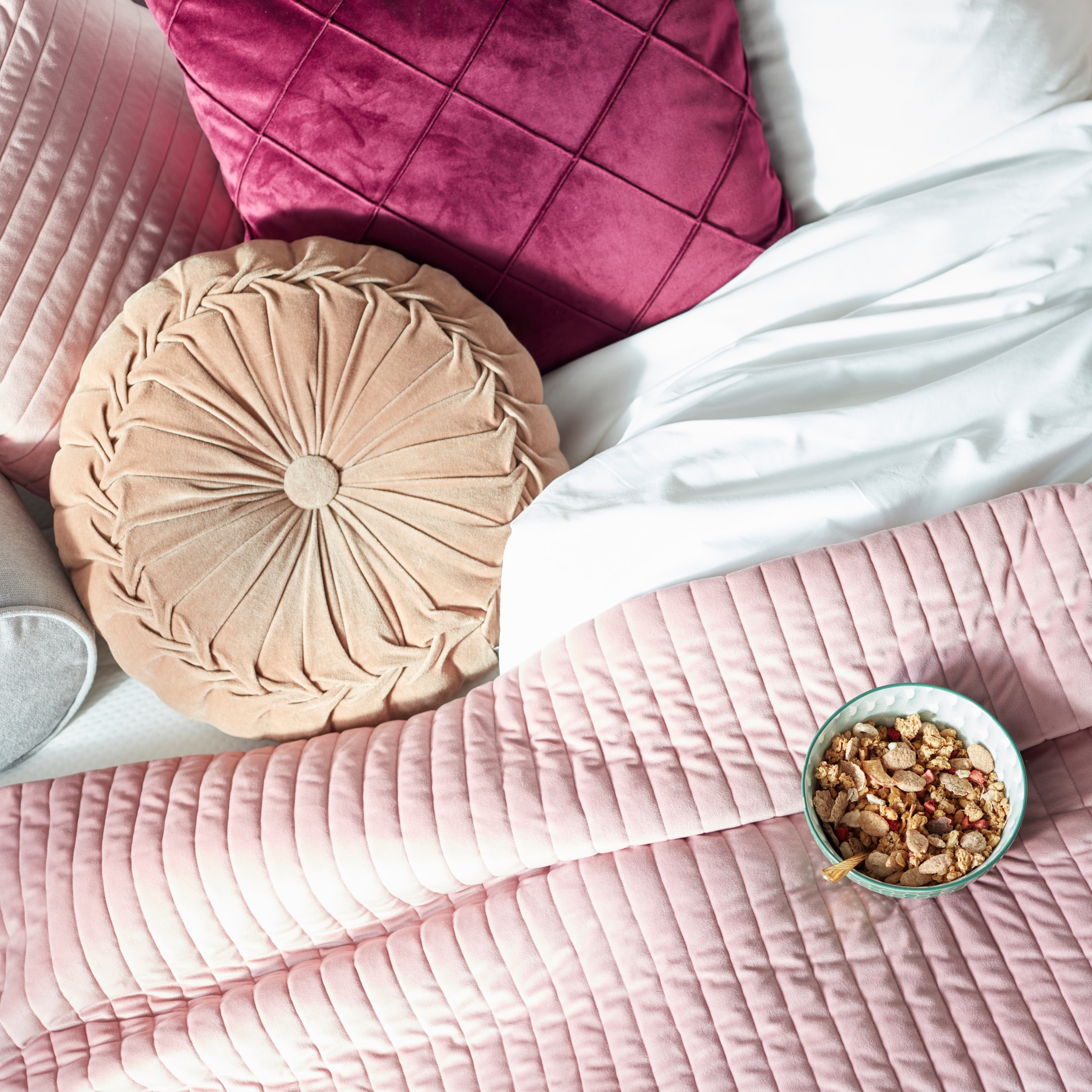 Home affaire Dekokissen »Océane« passend zum Bett Oceáne in Samtvelours und Feinstruktur, 2-er Set