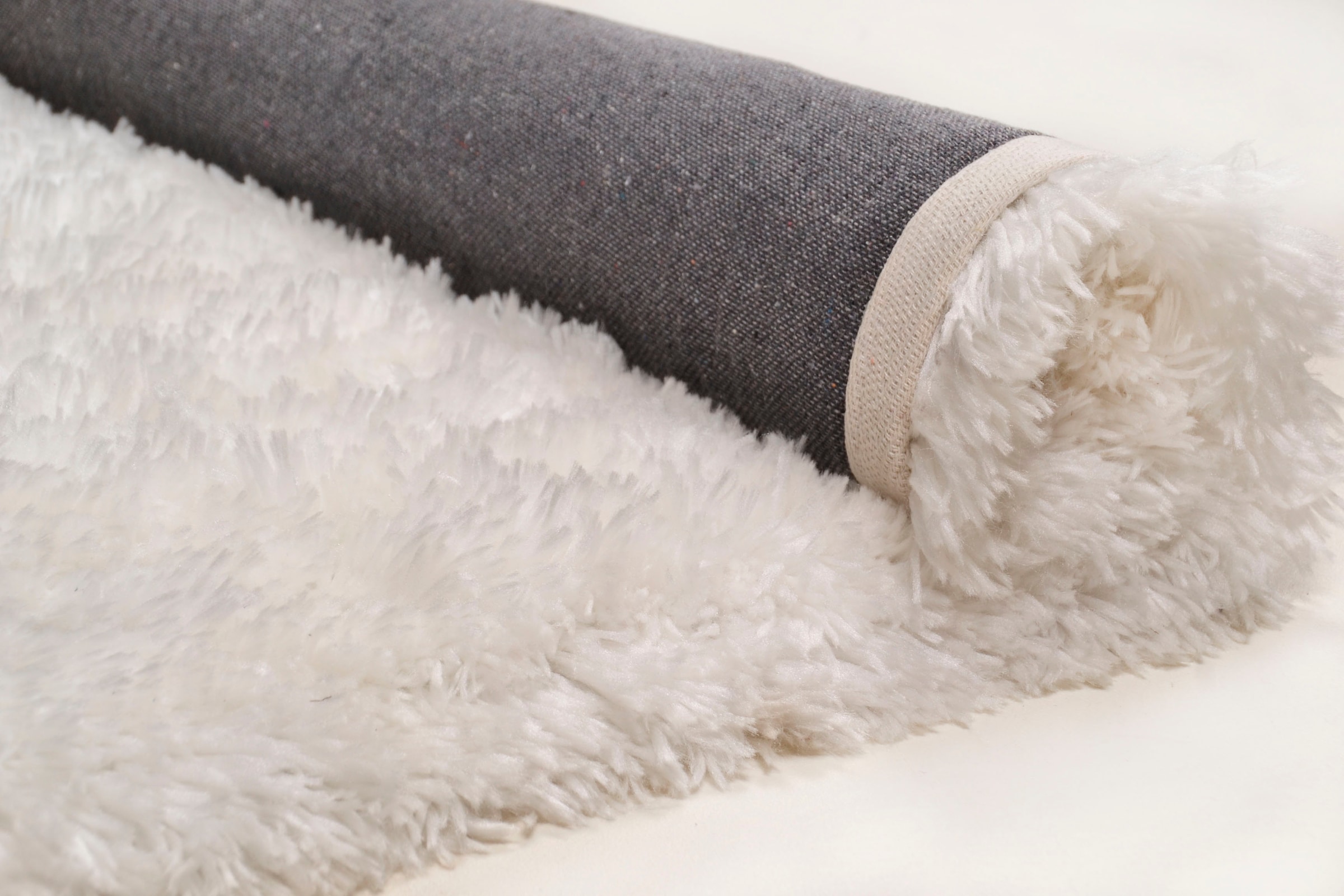 THEKO Hochflor-Teppich »Flokato« rechteckig 60 mm Höhe Uni Farben, handgetuftet, flauschig weich, Wohnzimmer