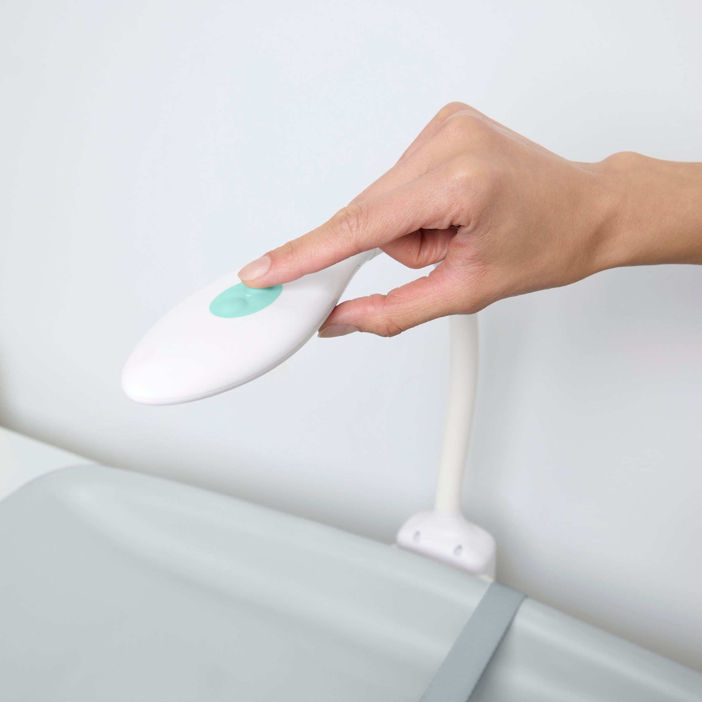 ingenuity Wickelauflage »Day & Night Sylvi Changing Pad«, inkl. Nachtlicht