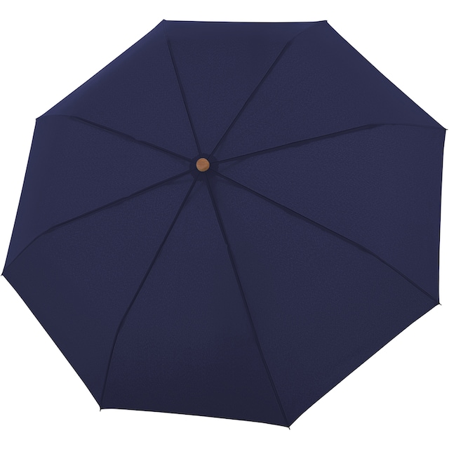 Mini, deep kaufen bewirtschafteten Taschenregenschirm bequem mit doppler® aus gewissenhaft aus aus Material blue«, Schirmgriff recyceltem FSC®-Holz »nature Wäldern