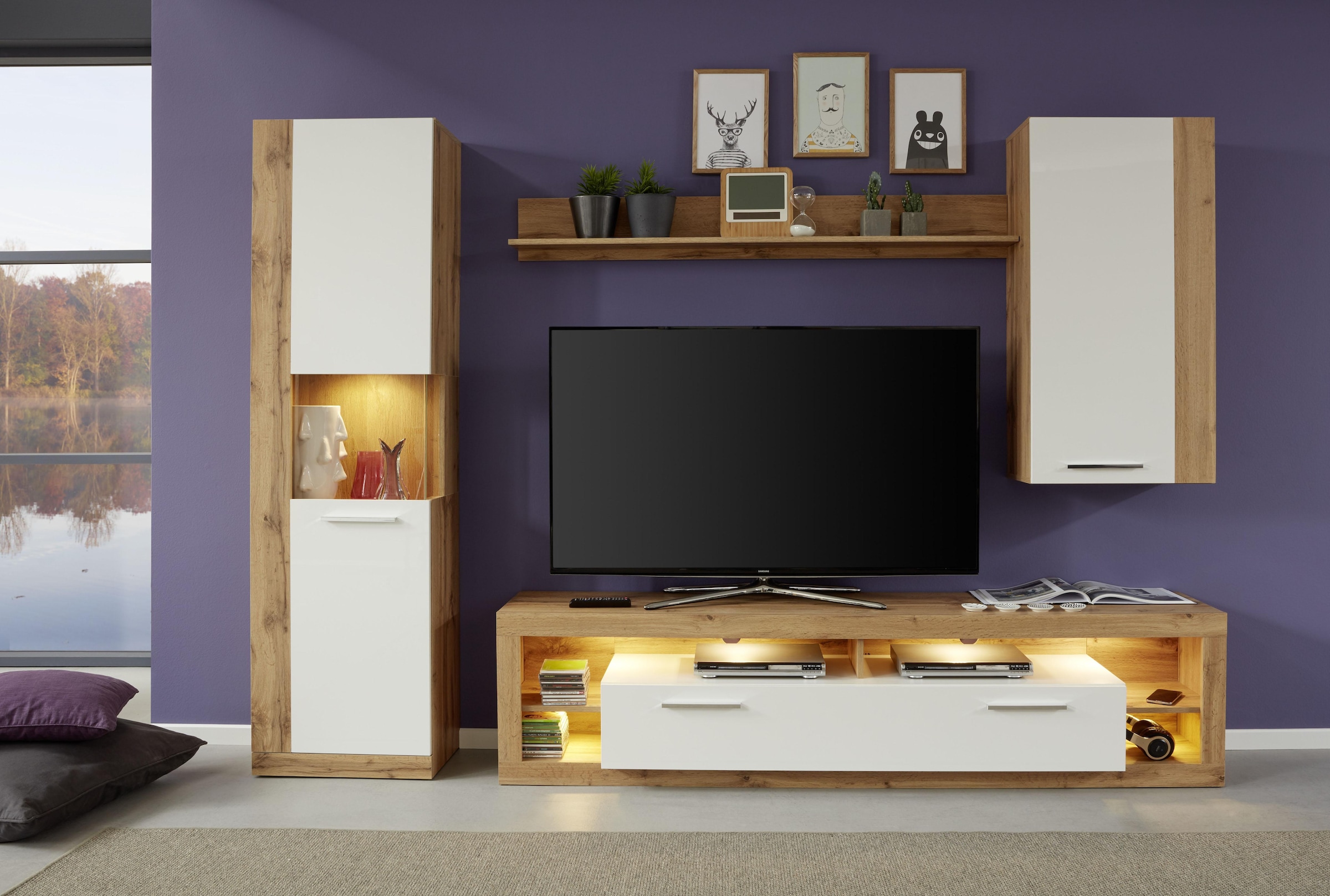 INOSIGN Hängevitrine »Gwendolyn«, Hängeschrank fürs Wohnzimmer mit 3 Fächern - (B/T/H) 52/31/103 cm