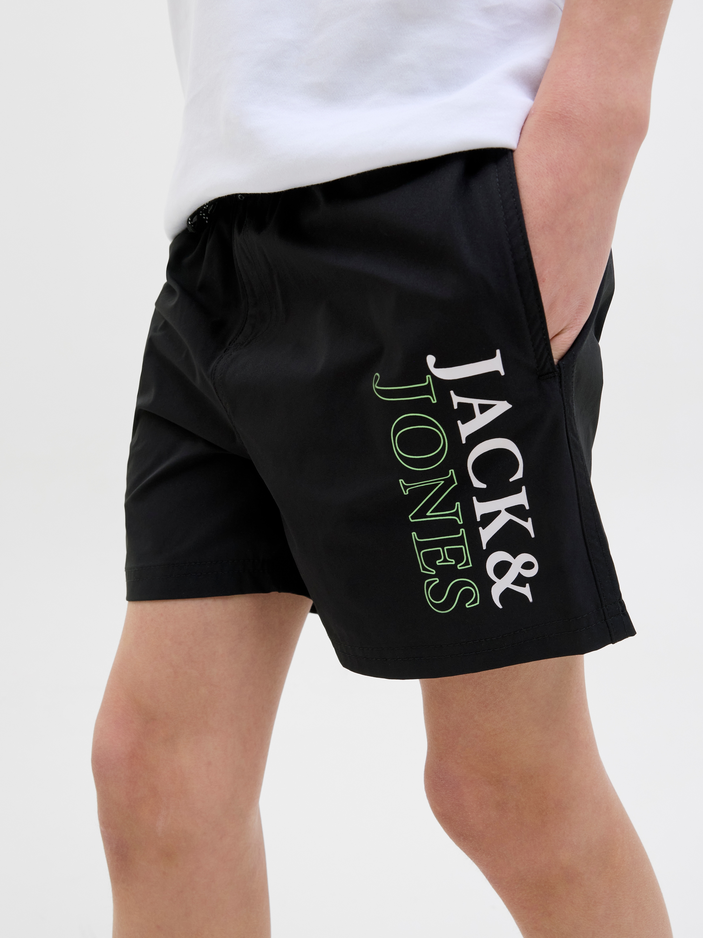 Jack & Jones Junior Badeshorts »JPSTMAUI JJSWIM DOUBLE LOGO AKM SN JNR«, mit coolem Logoprint auf dem Bein