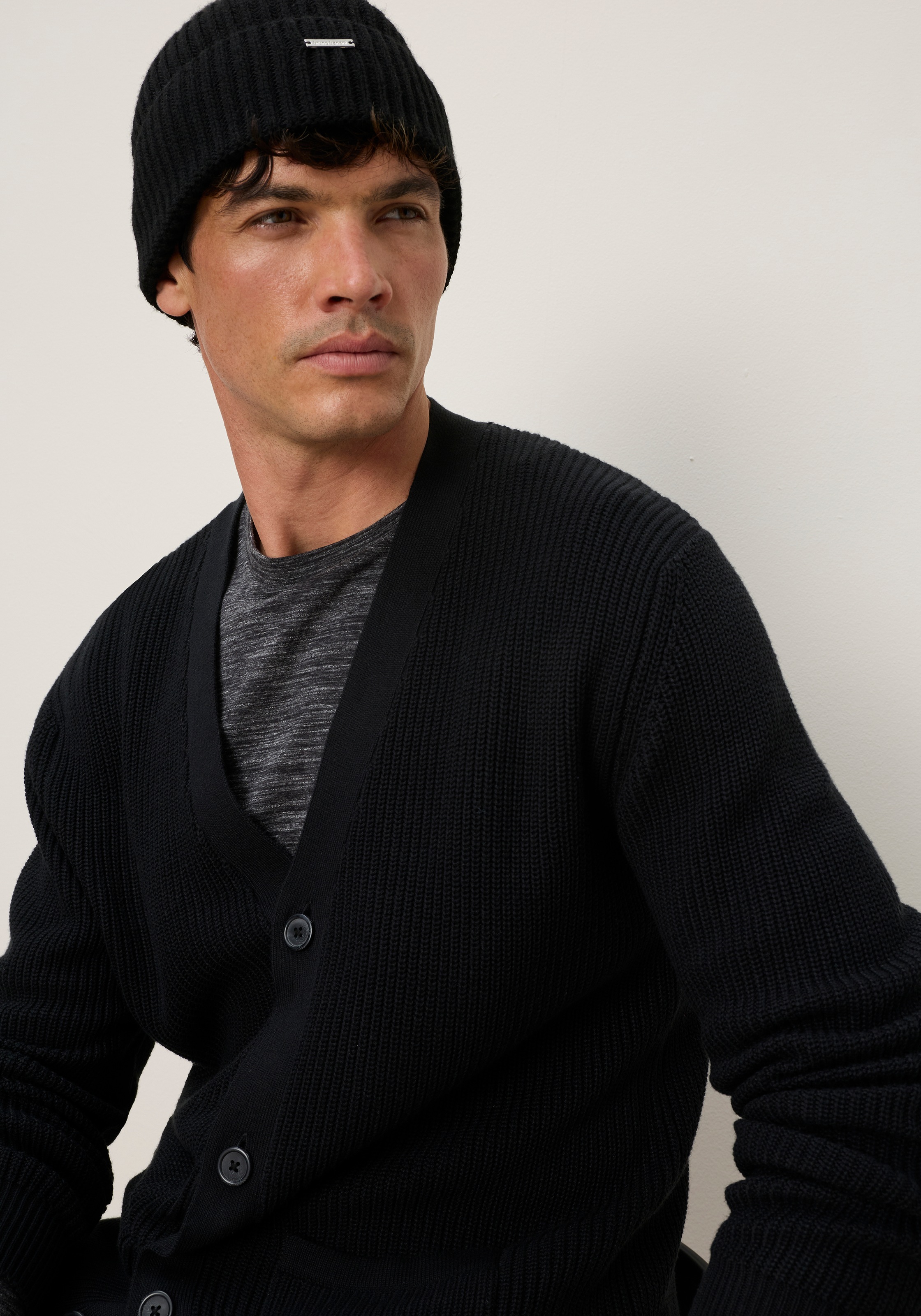 Bruno Banani Strickjacke mit regular fit, in normaler Länge