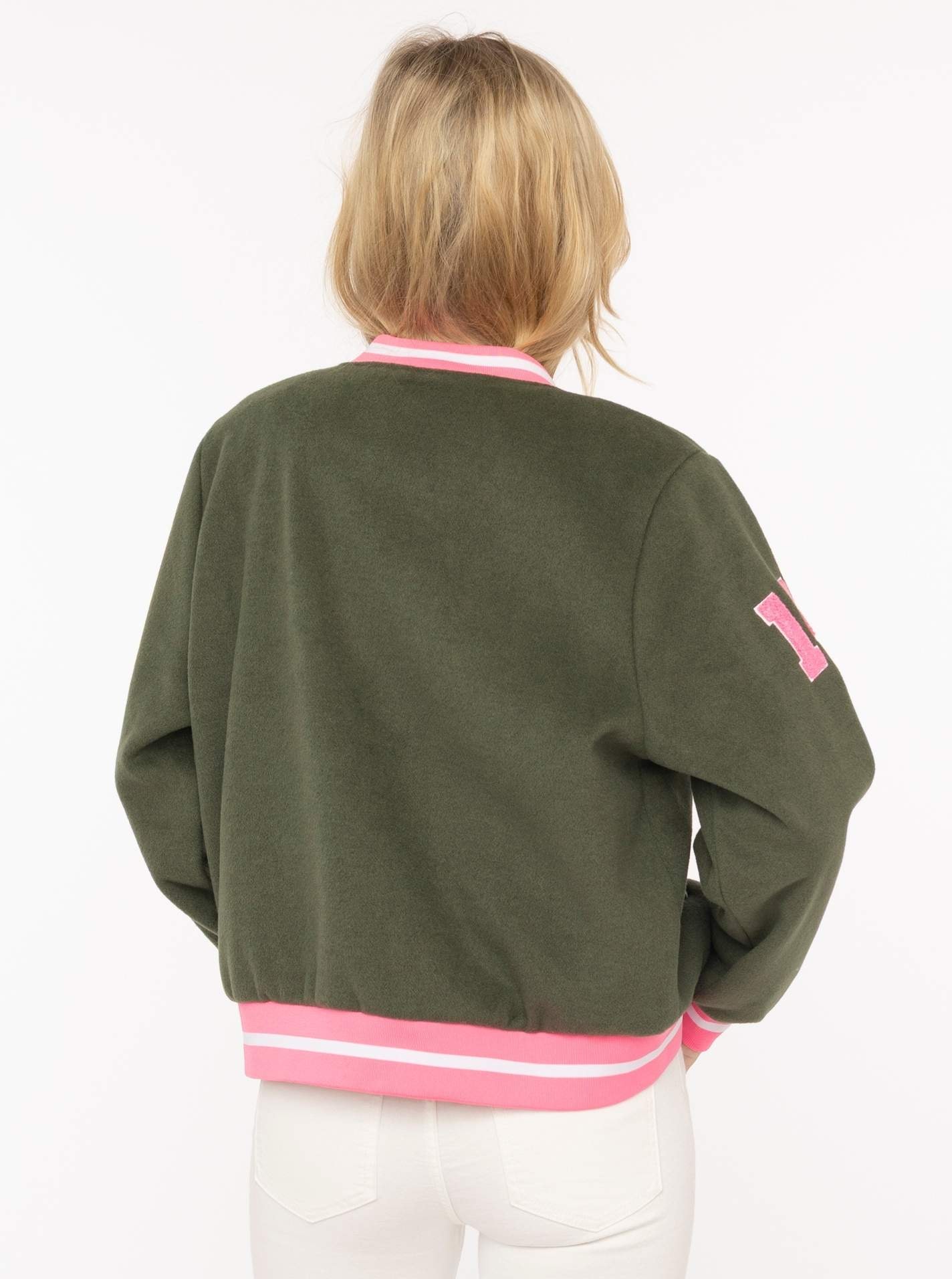 Zwillingsherz Bomberjacke »„College Leo“« gestreifte Bündchen, Leodetails und Futter, Druckknopfleiste