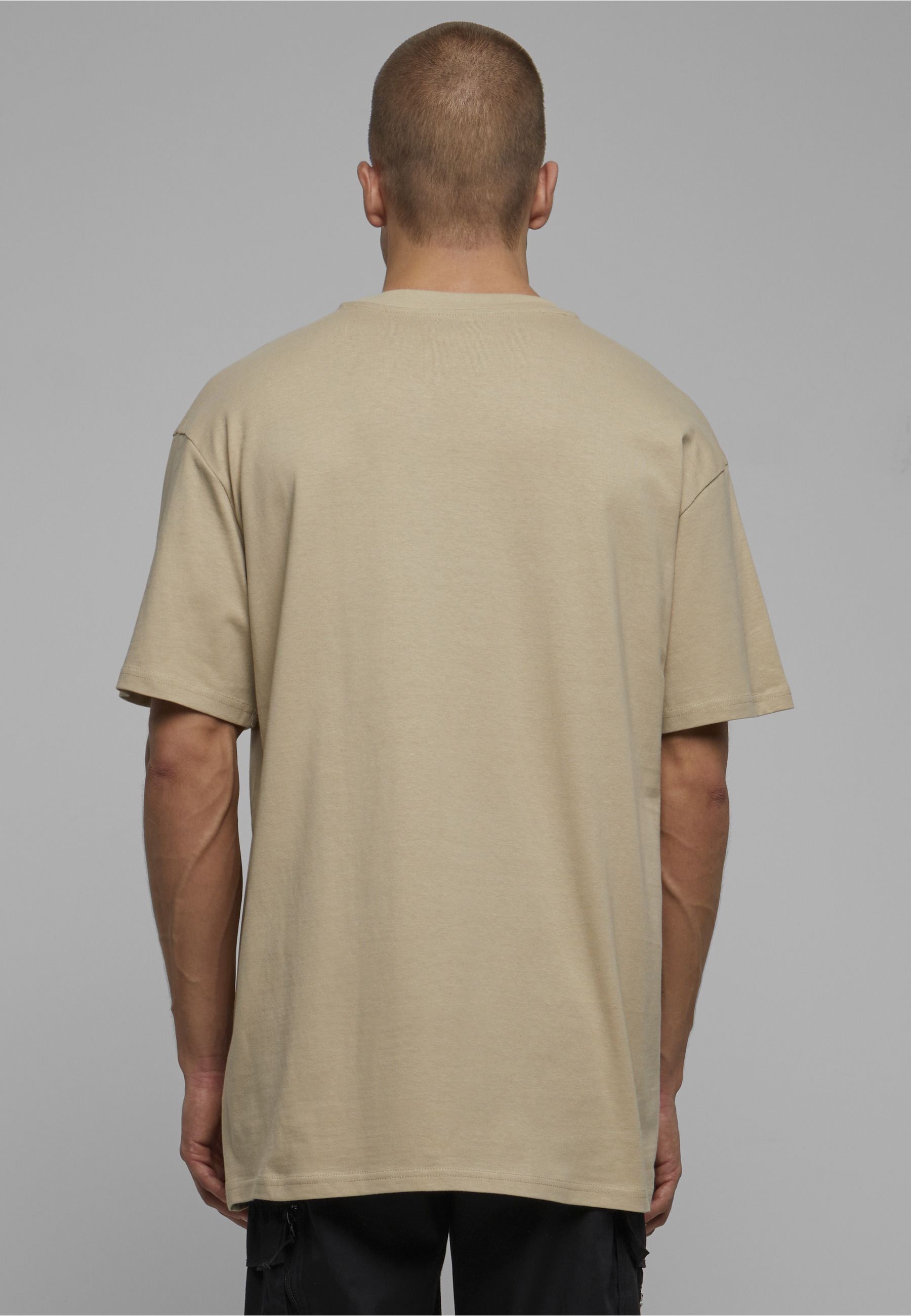 Upscale by Mister Tee T-Shirt »Upscale by Mister Tee Männer Grow Up Oversize Tee« 1 Stk.