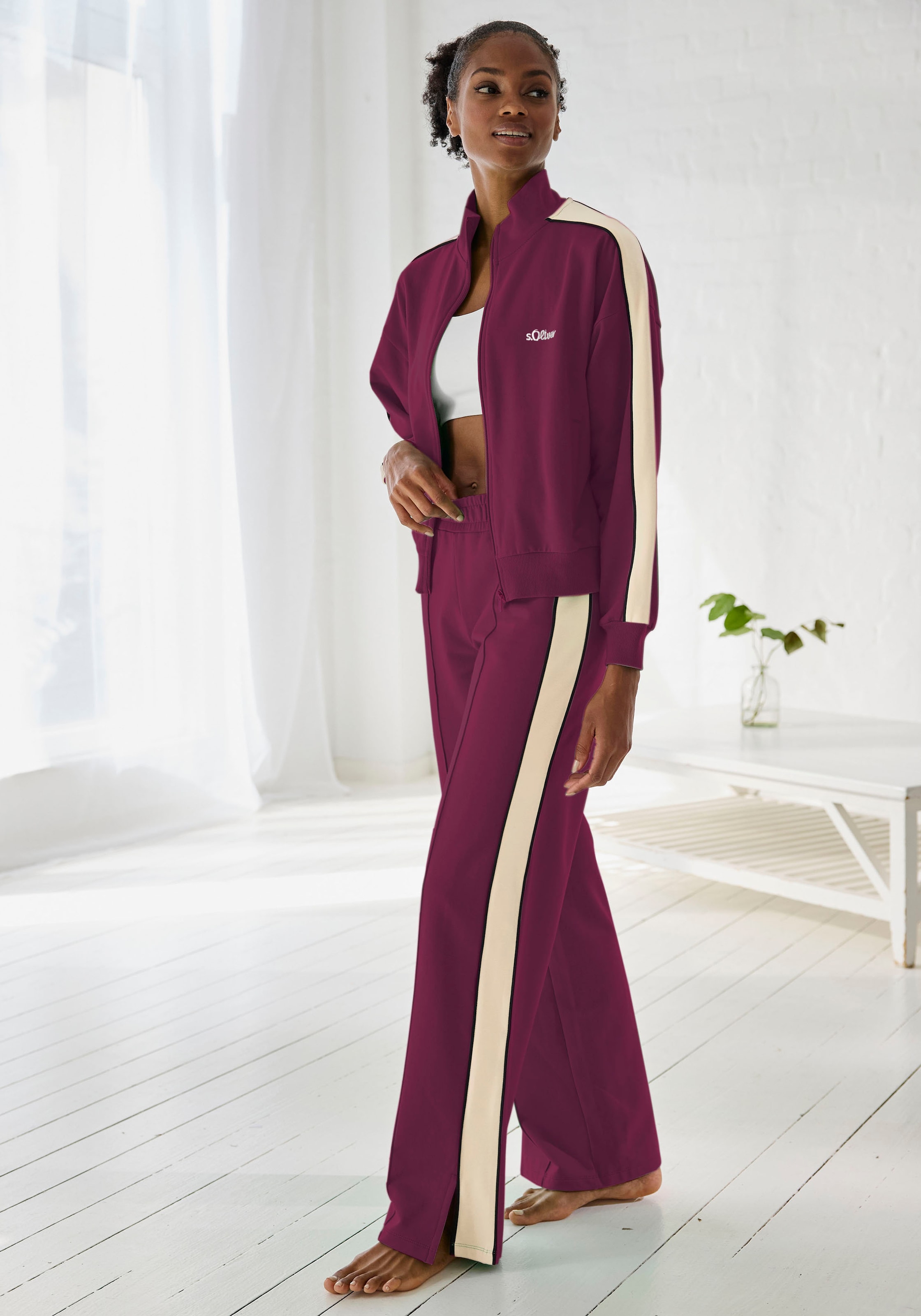 s.Oliver Sweathose, Loumngehose mit Kontraststreifen und Pipings, Loungewear
