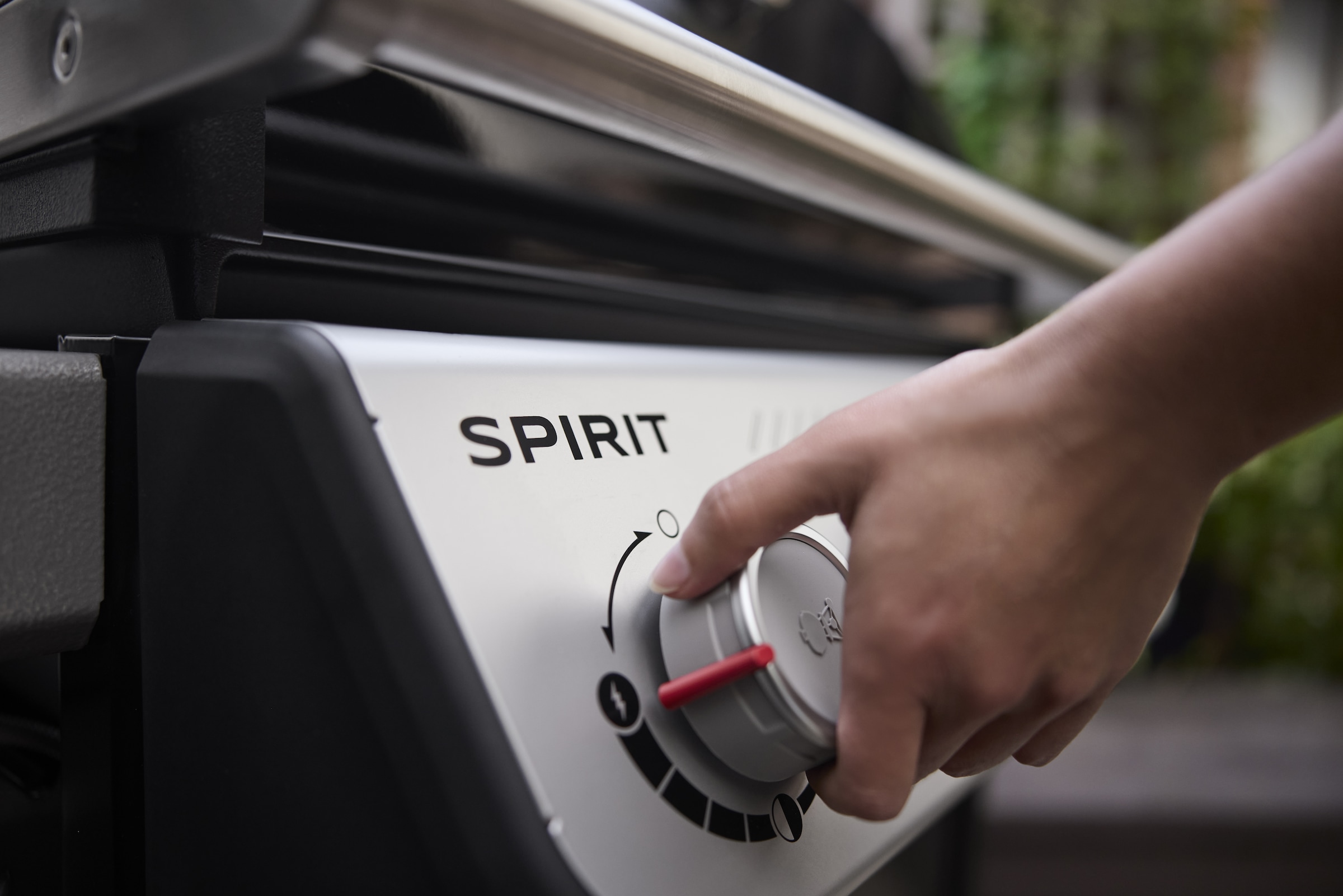 Weber Gasgrill »SPIRIT E-210 (2025)«, Edelstahl Flavorizer Bars, Snap Jet Zündung