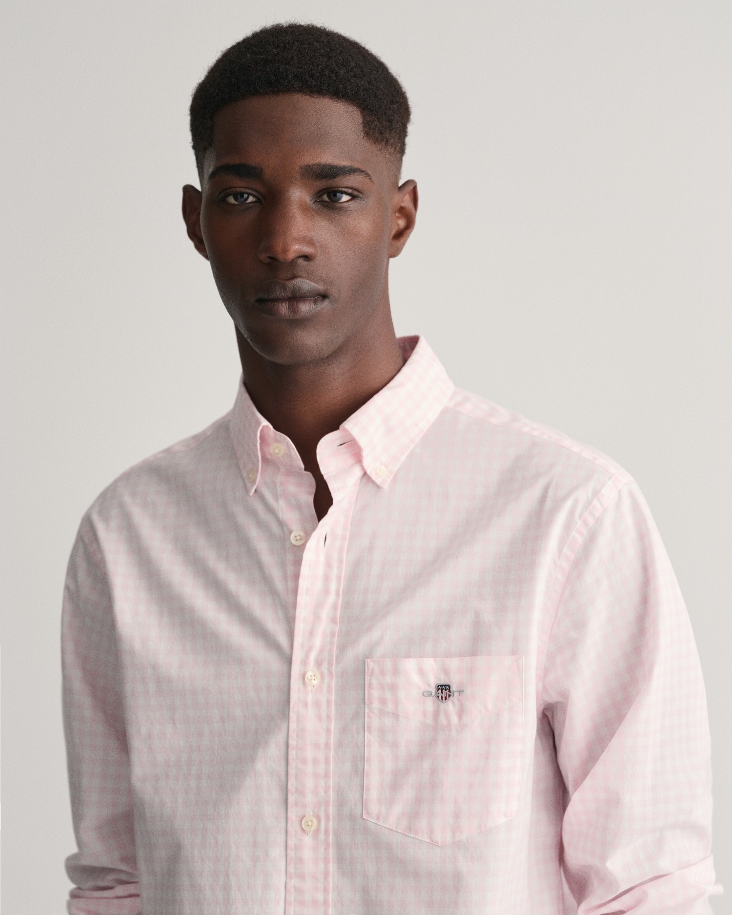 Gant Langarmhemd »REG POPLIN GINGHAM SHIRT« mit Logostickerei auf der Brust
