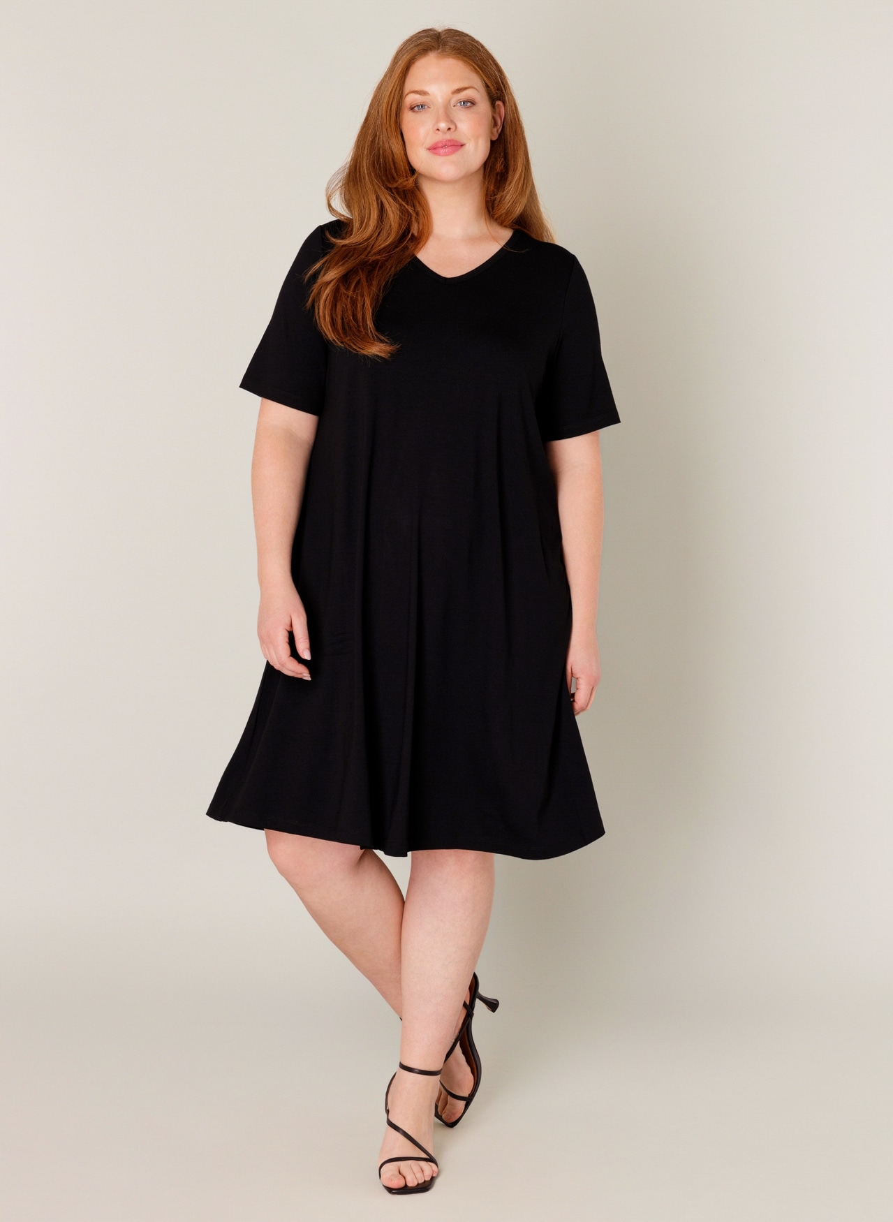 Base Level Curvy Shirtkleid »Abernathy« Sommerkleid In leicht ausgestellter Form