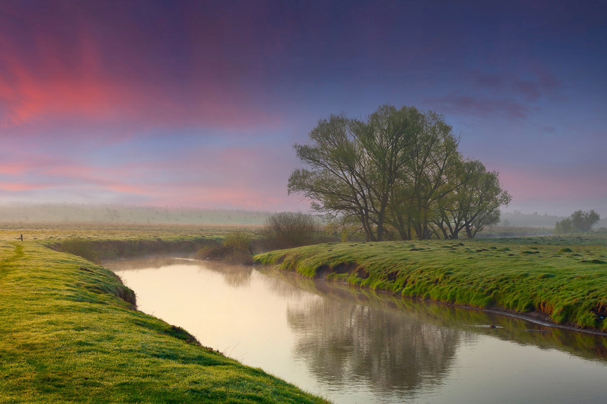 Papermoon Fototapete »Fluss in Landschaft« günstig online kaufen