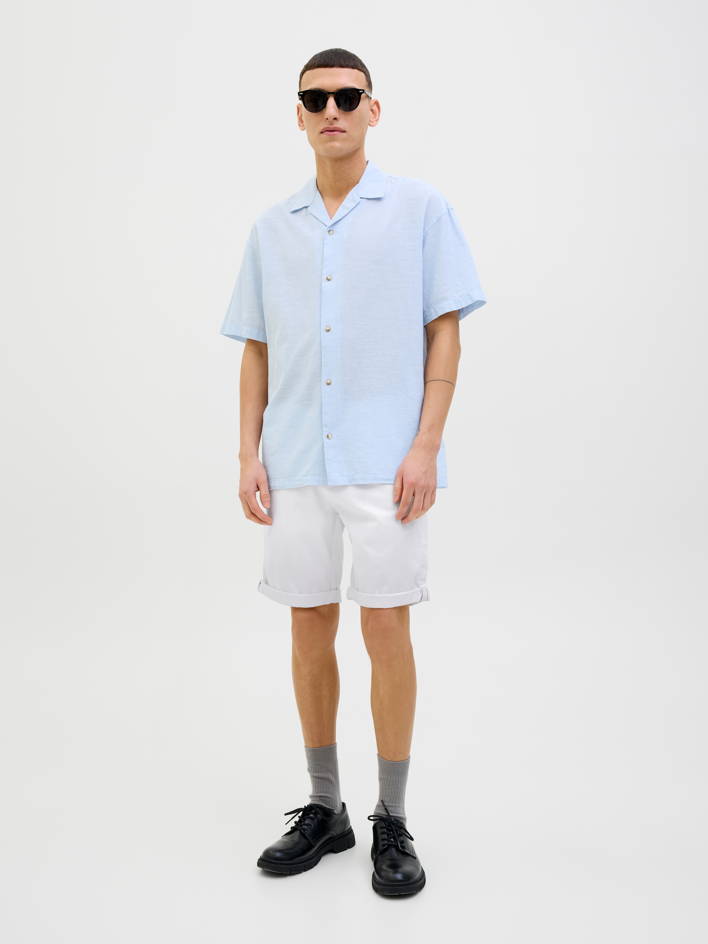 Jack & Jones Chinoshorts »JPSTBOWIE JJSHORTS S«, mit Aufschlag