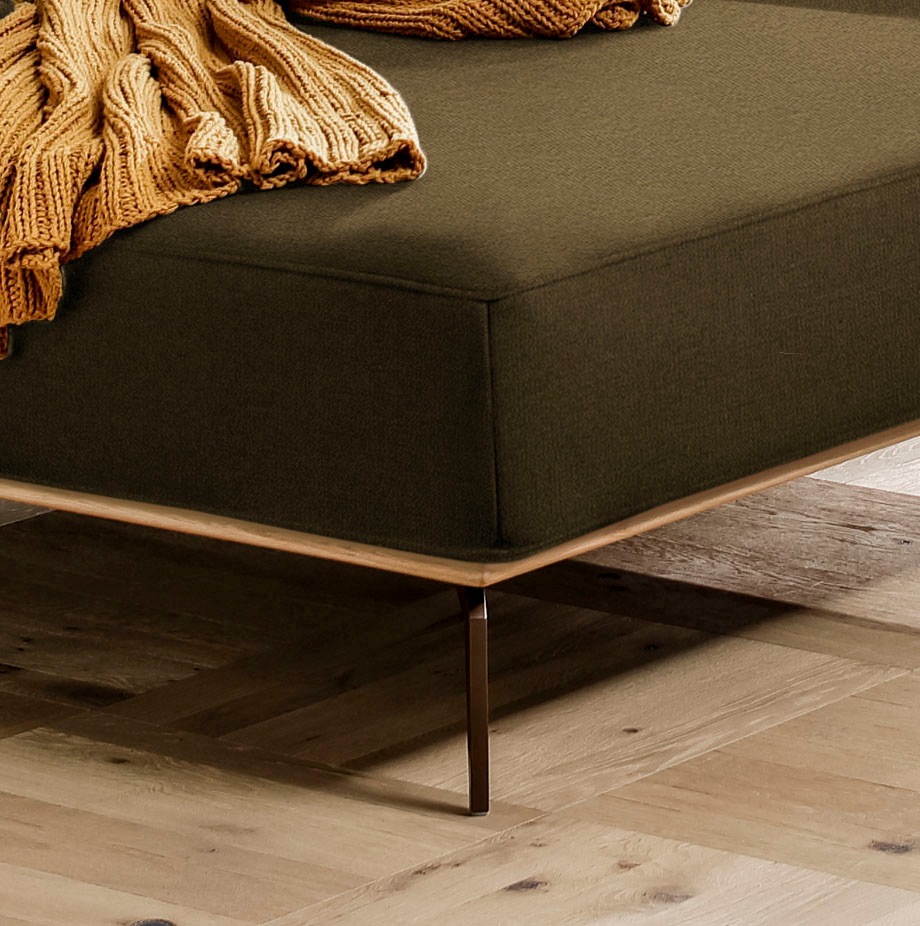 W.SCHILLIG Ecksofa »run, Designsofa mit tollem Sitzkomfort, L-Form«, mit Holzsockel, Füße in Bronze pulverbeschichtet, Breite 299 cm