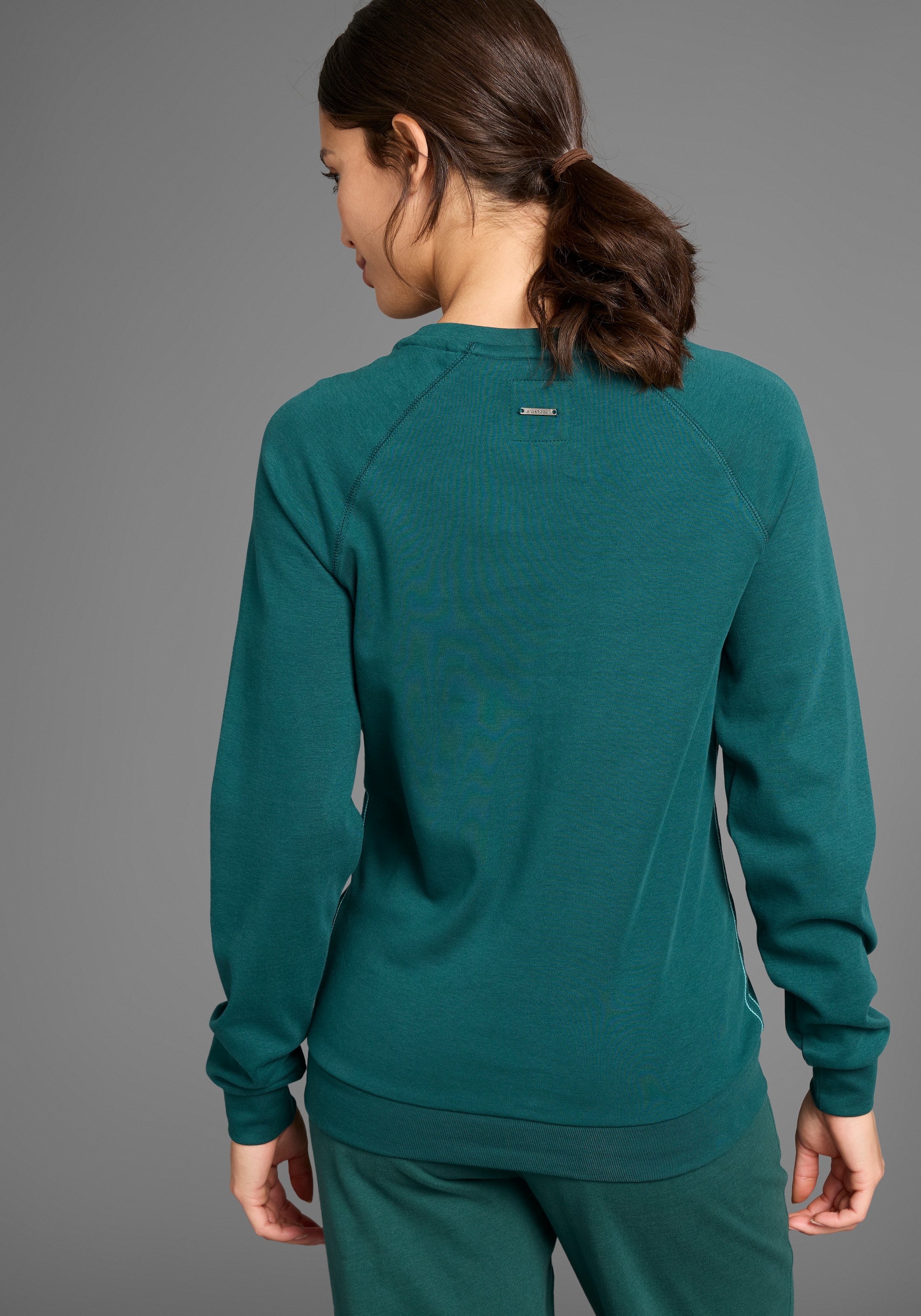 KangaROOS Sweatshirt, Langarm, figurumspielender Schnitt, mit Print, Rundhalsausschnitt