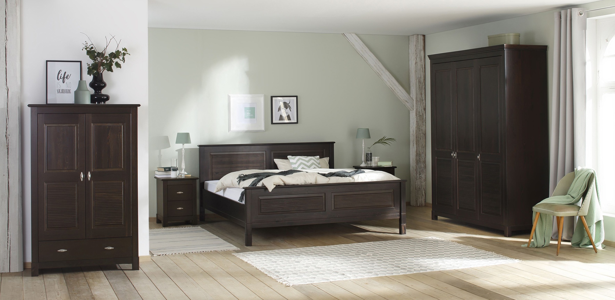 OTTO home Kleiderschrank »Rauna, mit Lamellen und Kassetten, klassischer La günstig online kaufen