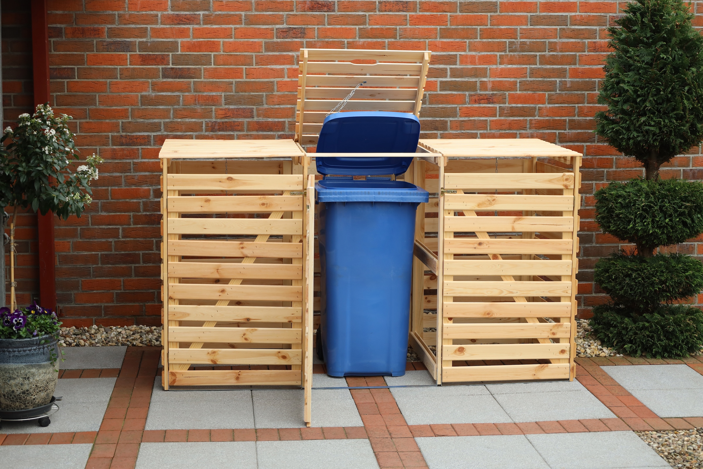 promadino Mülltonnenbox »Vario V«, für 2 Tonnen, robust aus ökologisch, zertifiziertem Kiefernholz