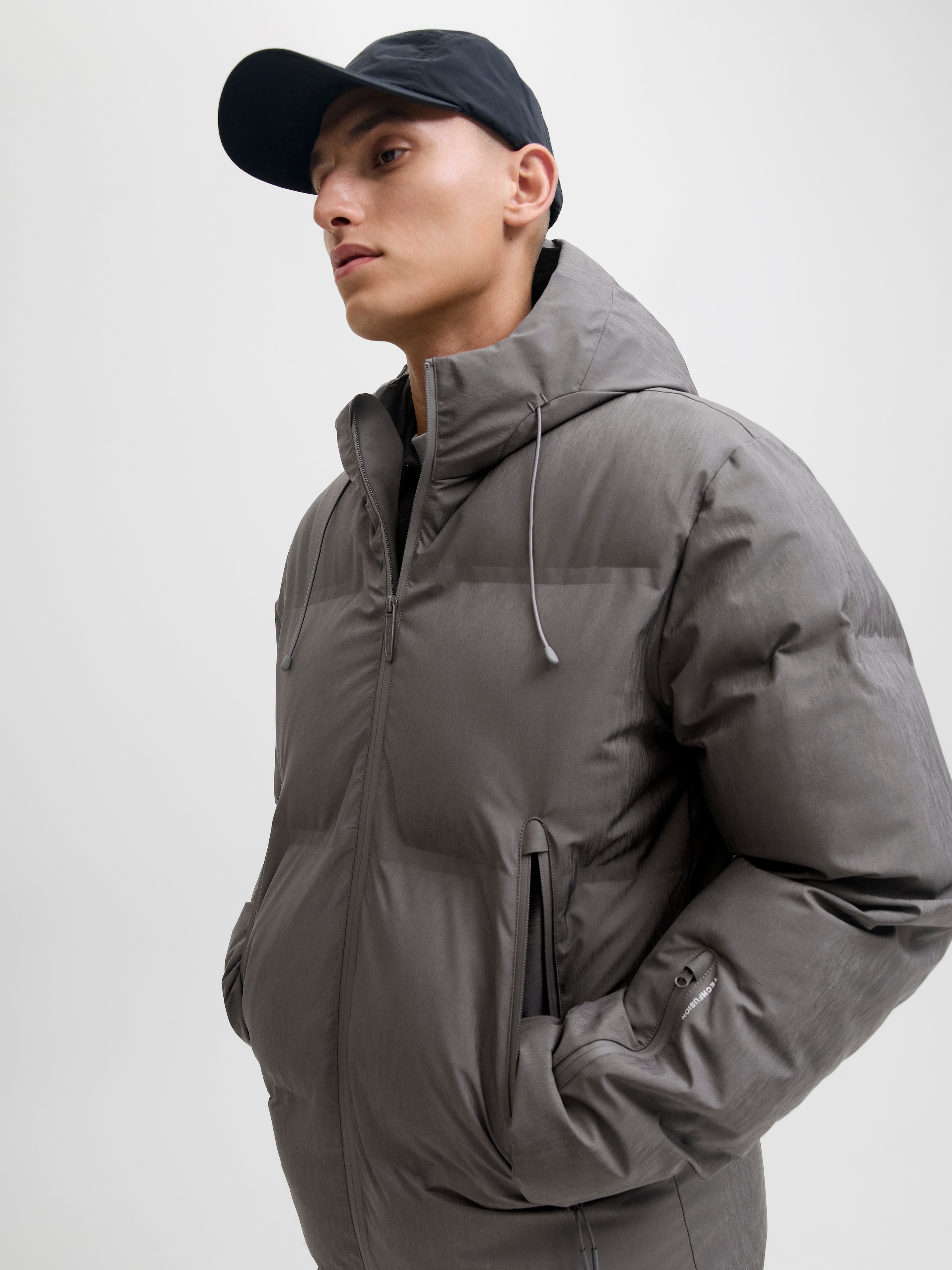 Jack & Jones Steppjacke »JCOFUSION TECHNICAL PUFFER JACKET SN« mit Kapuze