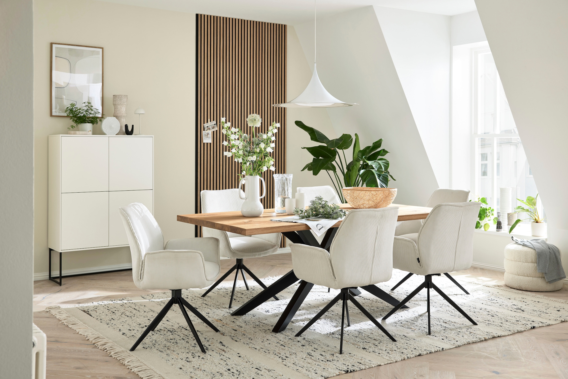 Musterring Esstisch »Tiama« mit fester Platte in Barock-Eiche massiv, 40mm, Eisengestell schwarz