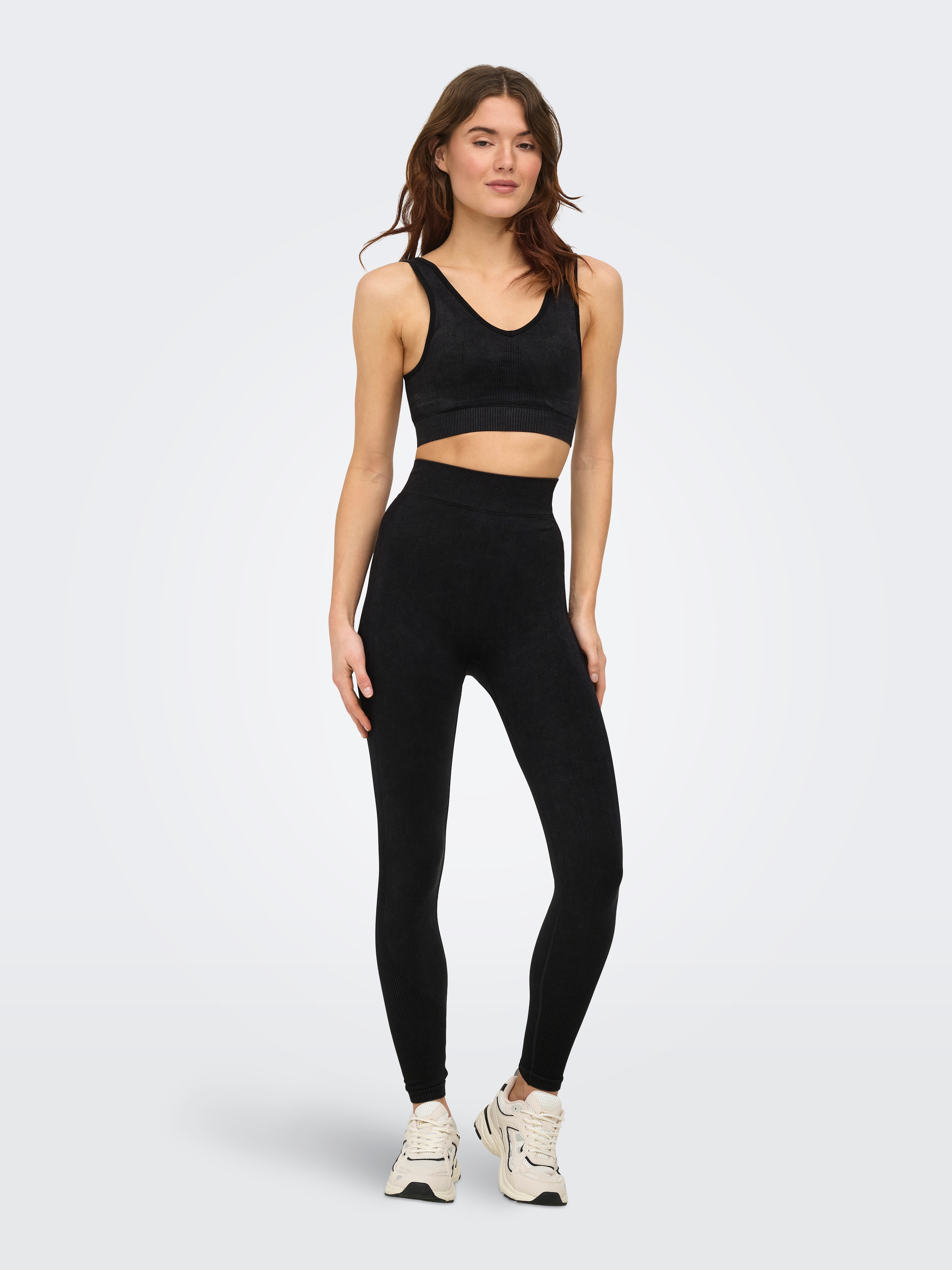 ONLY Play Sport-BH »ONPEDDA-2 SEAM BRA NOOS« Regular Fit, aus Polyamid und Elasthan, atmungsaktiv, ohne Verschluss
