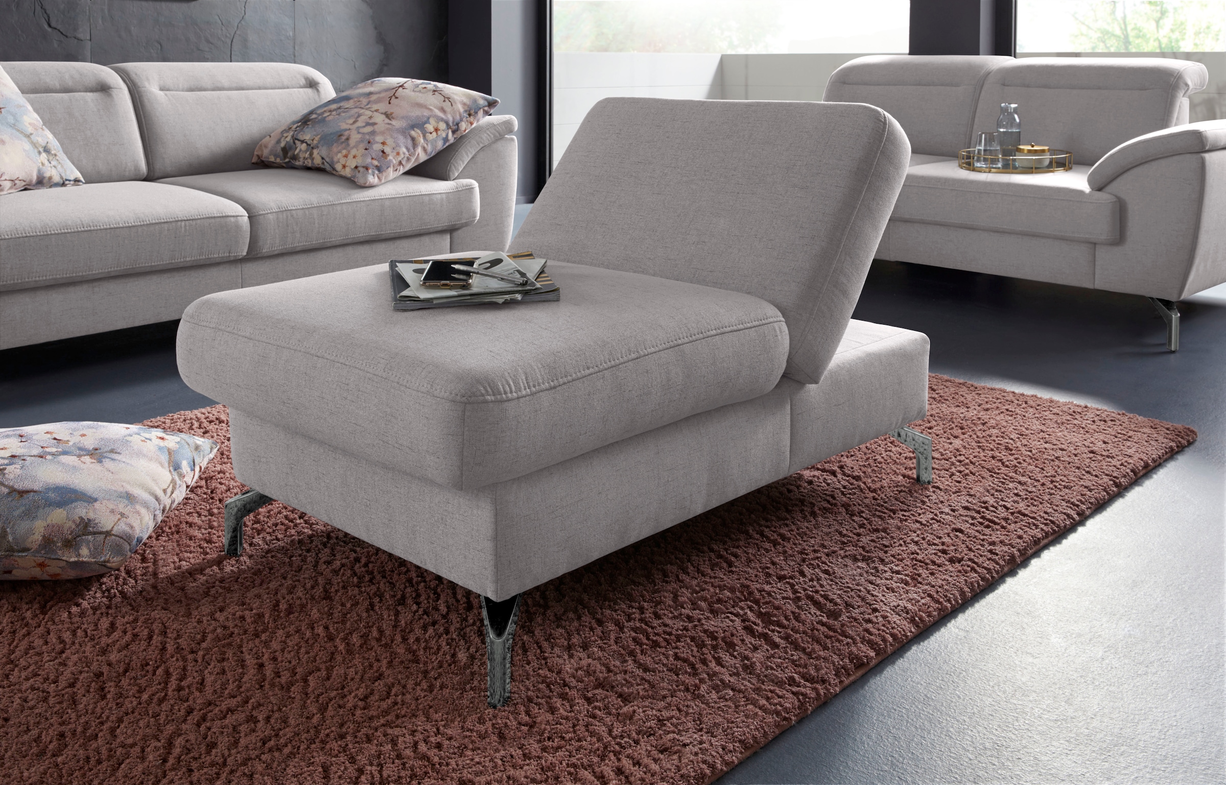 sit&more Hocker »Percy«, Fußhöhe 15cm, mit Klappfunktion, wahlweise in 2 Fußfarben