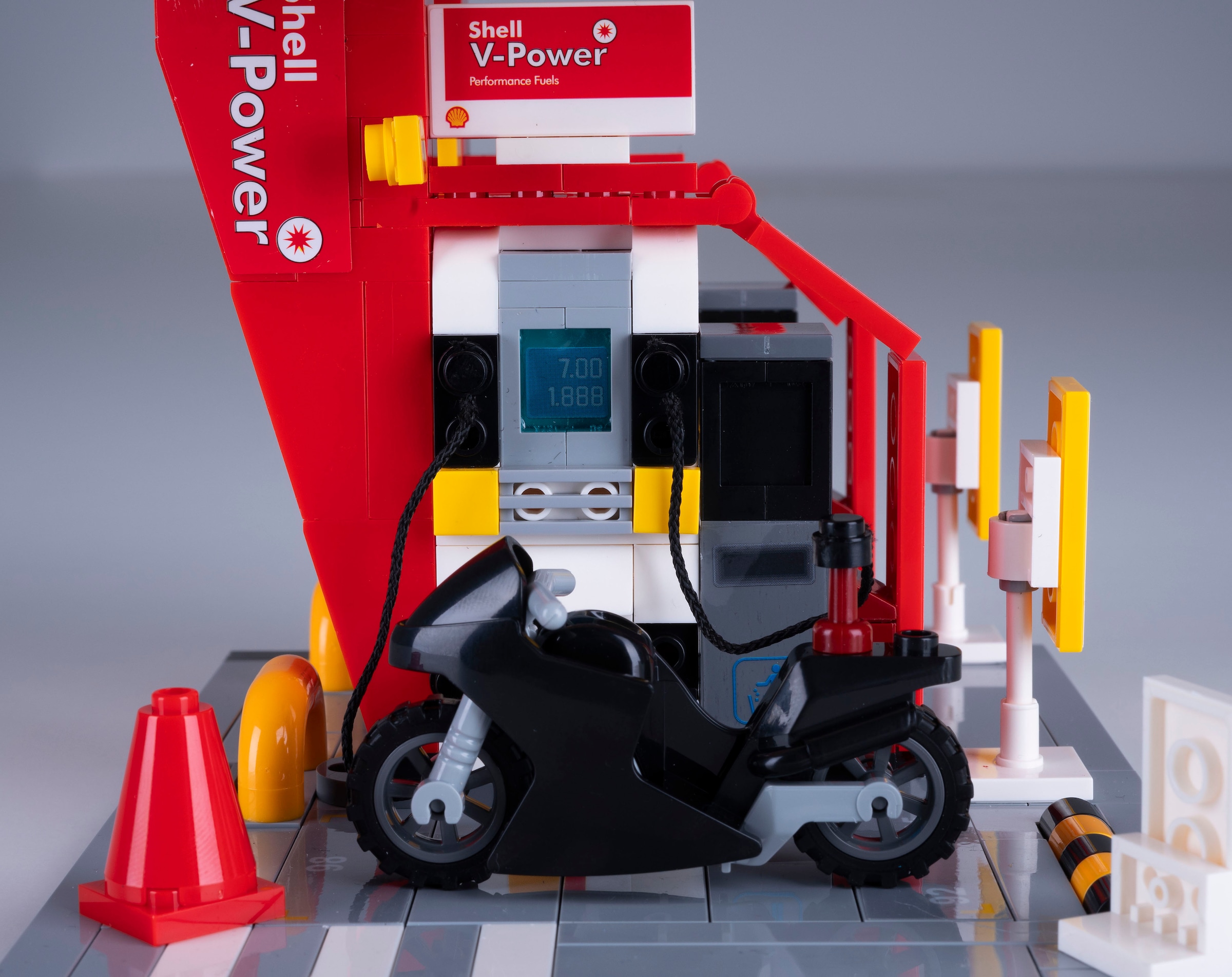 Jamara Konstruktions-Spielset »CaDA, Bricks, Shell Tankstelle (402858)«