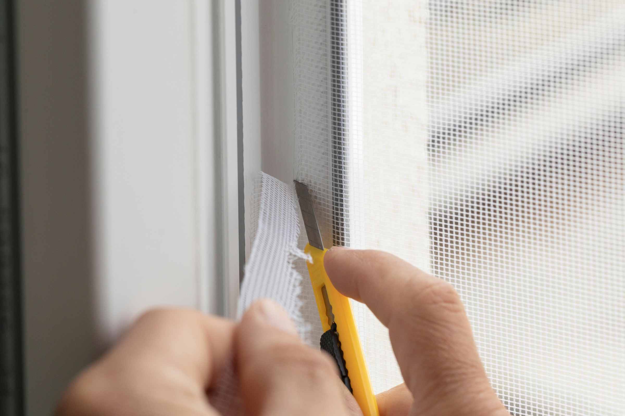 SCHELLENBERG Fliegengitter-Gewebe »für Fenster ohne bohren«, Insektenschutz mit Klettband, 130 x 150 cm, weiß