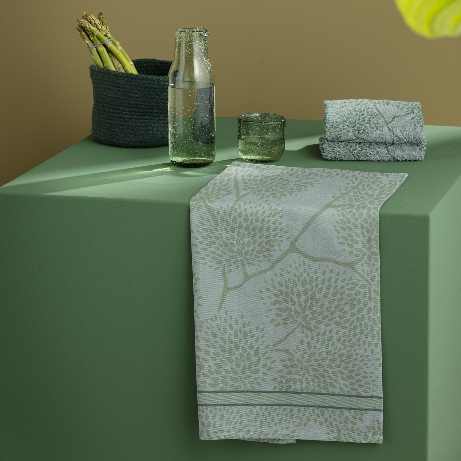 DDDDD Geschirrtuch »DDDDDD Kombi-Set TREES, aus 2 Geschirrtüchern & 2 Küchentüchern« schnell trocknend, 100% Baumwolle, mit Bäumen