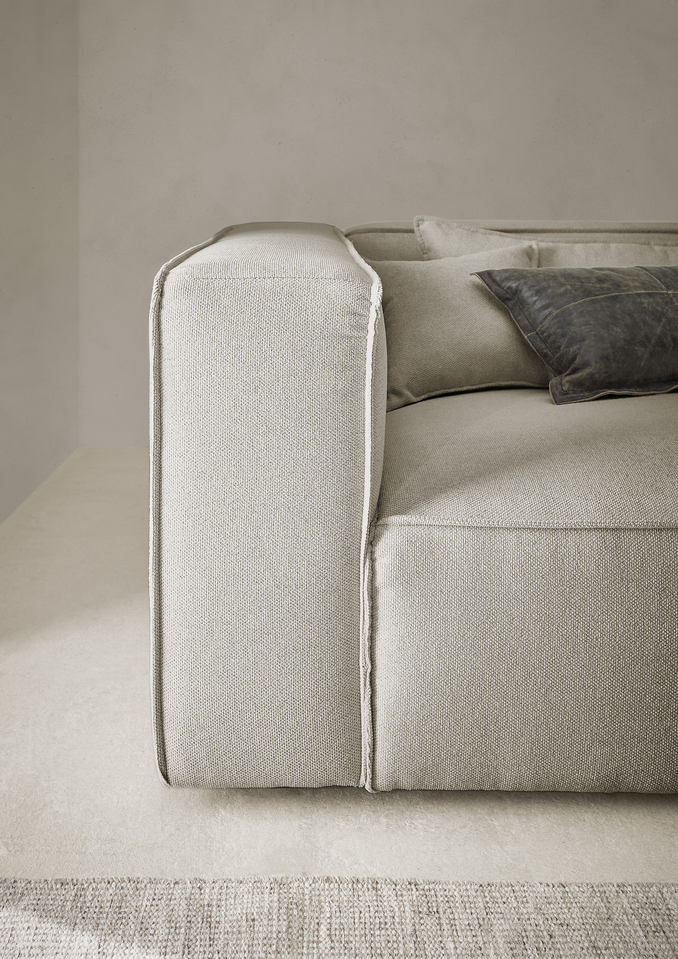 LeGer Home by Lena Gercke Ecksofa »PIARA XXL, Big-Sofa, Cord, Leinenoptik o. Strukturstoff, L-Form«, wahlweise Ottomane rechts/links, Kedernaht, extra tiefe Sitzfläche