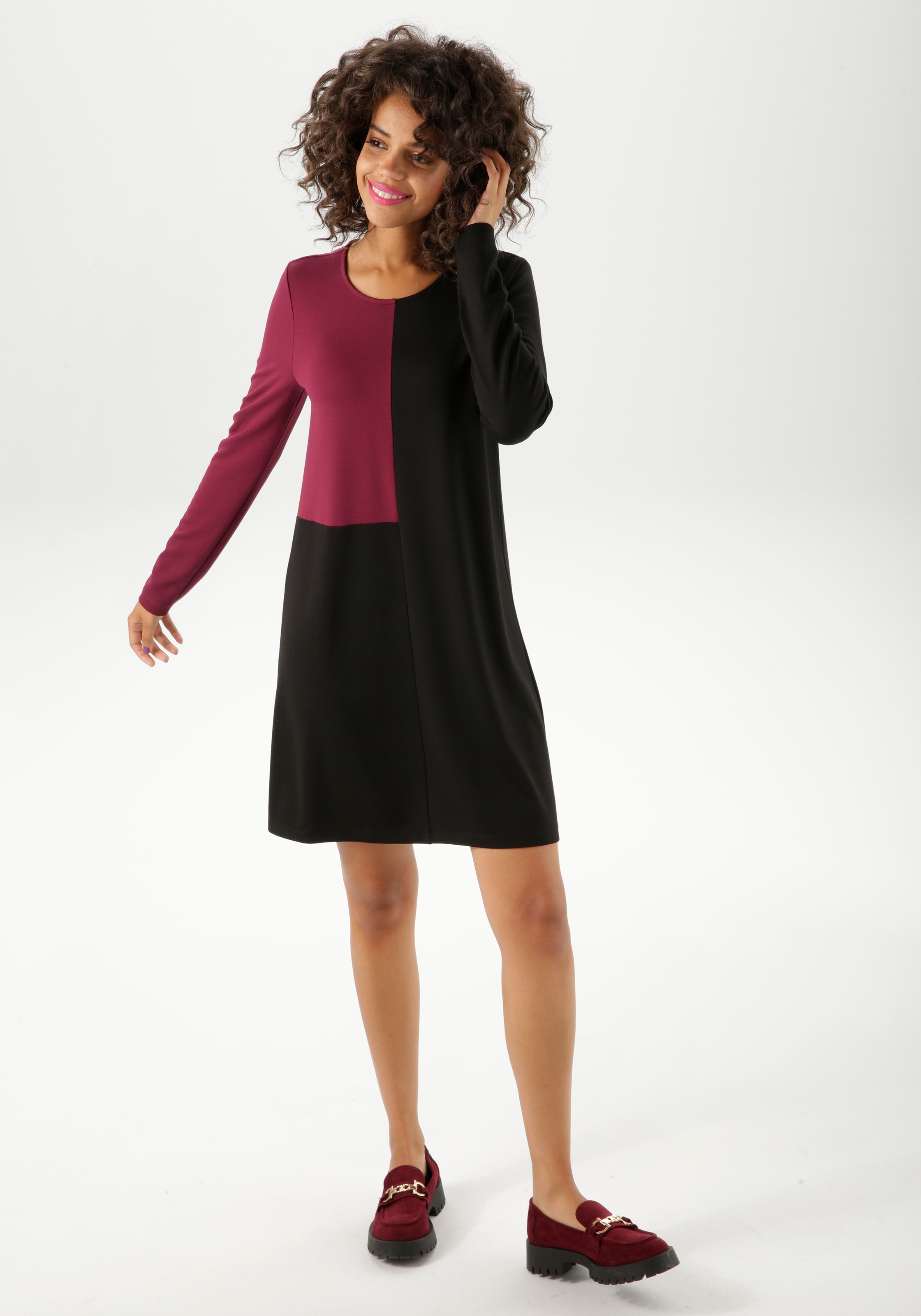 Aniston CASUAL Jerseykleid, mir raffiniertem Farbeinsatz