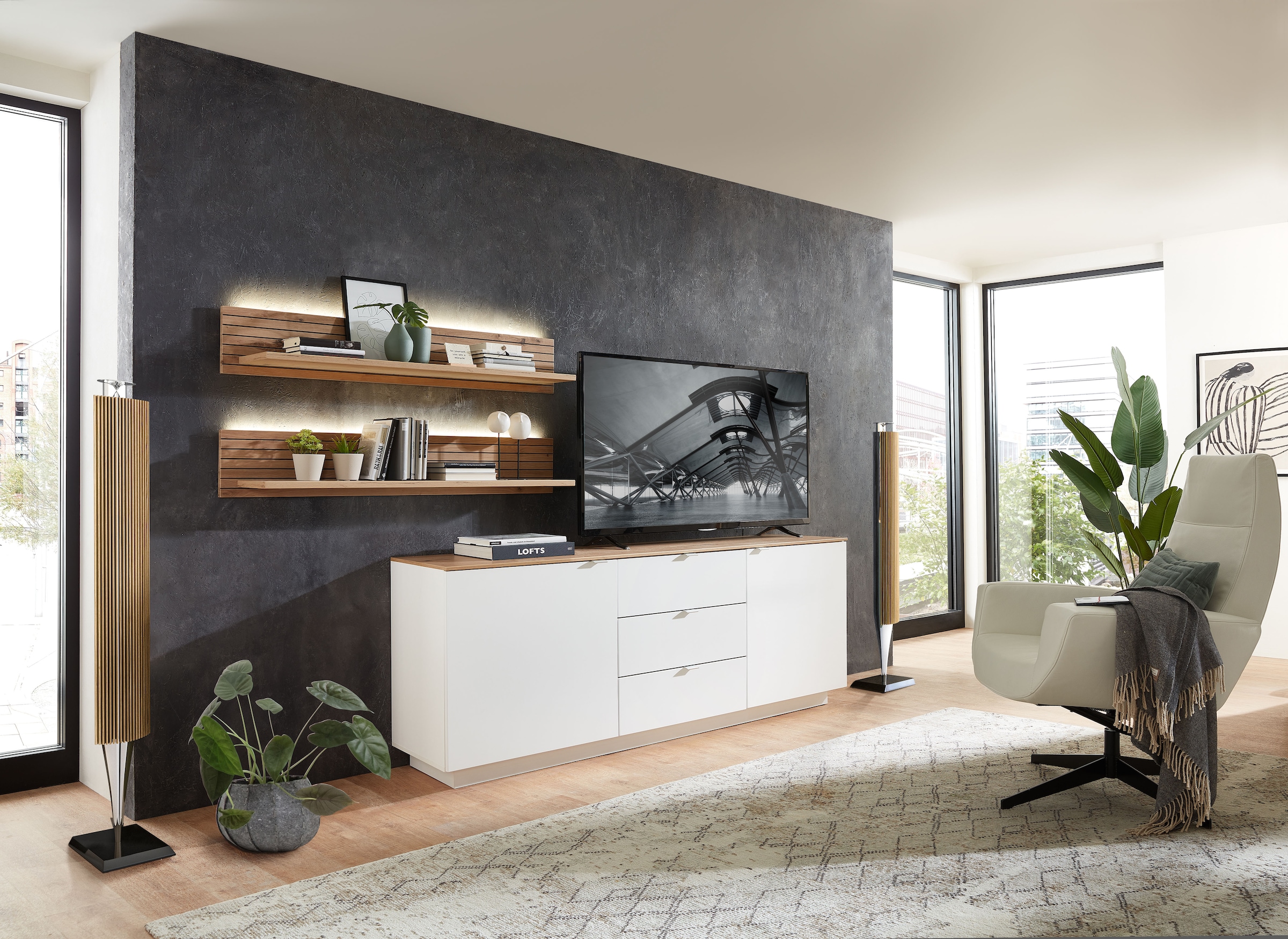 Innostyle TV-Schrank »Core, TV-Sideboard Stellmaß B/H/T 180x77x44 cm«, (1 St.), TV-Sideboard mit 2 Holztüren und 3 Schubkästen