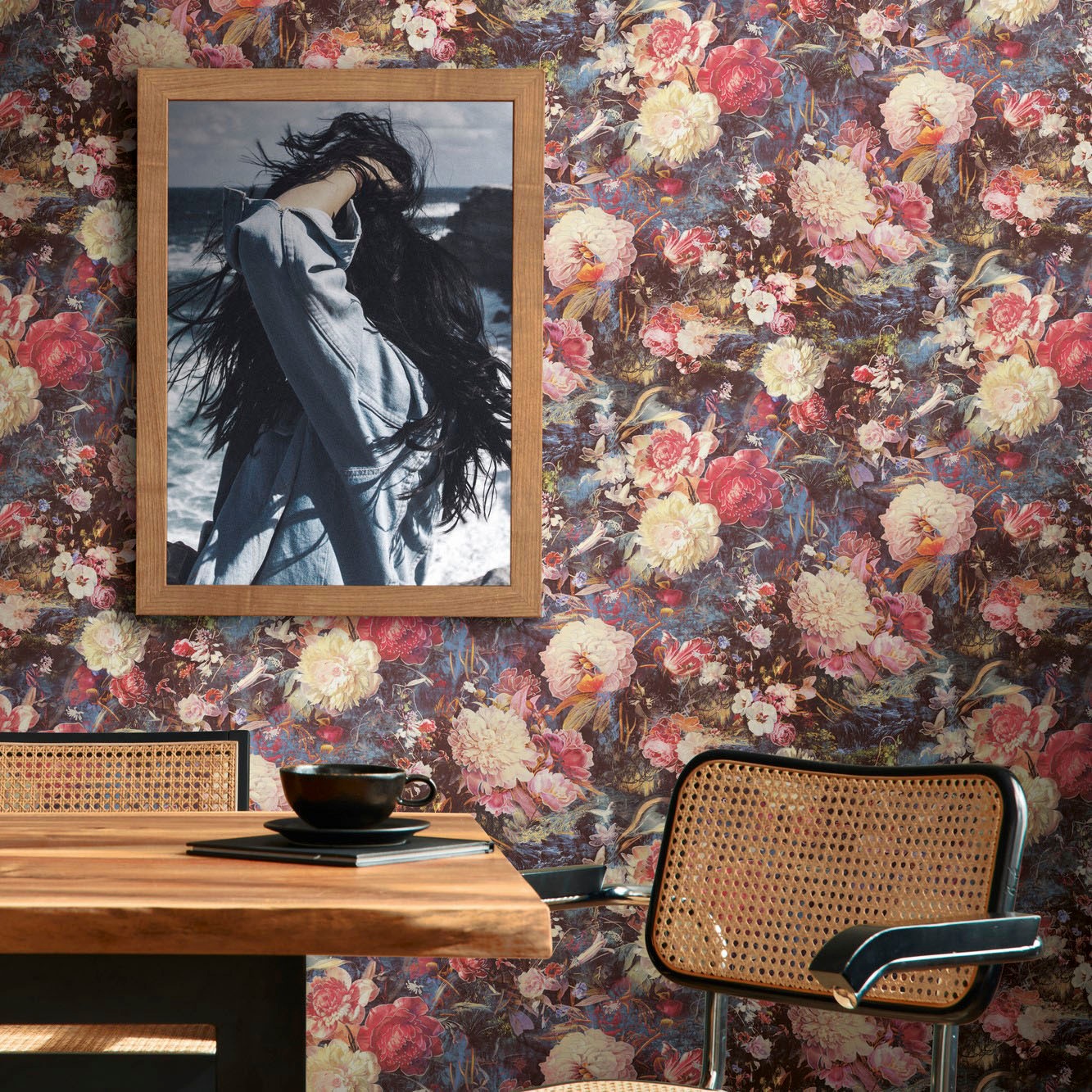 A.S. Création Vliestapete »THE BOS Blumentapete Floral«, leicht glänzend-gemustert-abstrakt, Blumenwand Tapeten Wohnzimmer Schlafzimmer Küche modern Design Optik