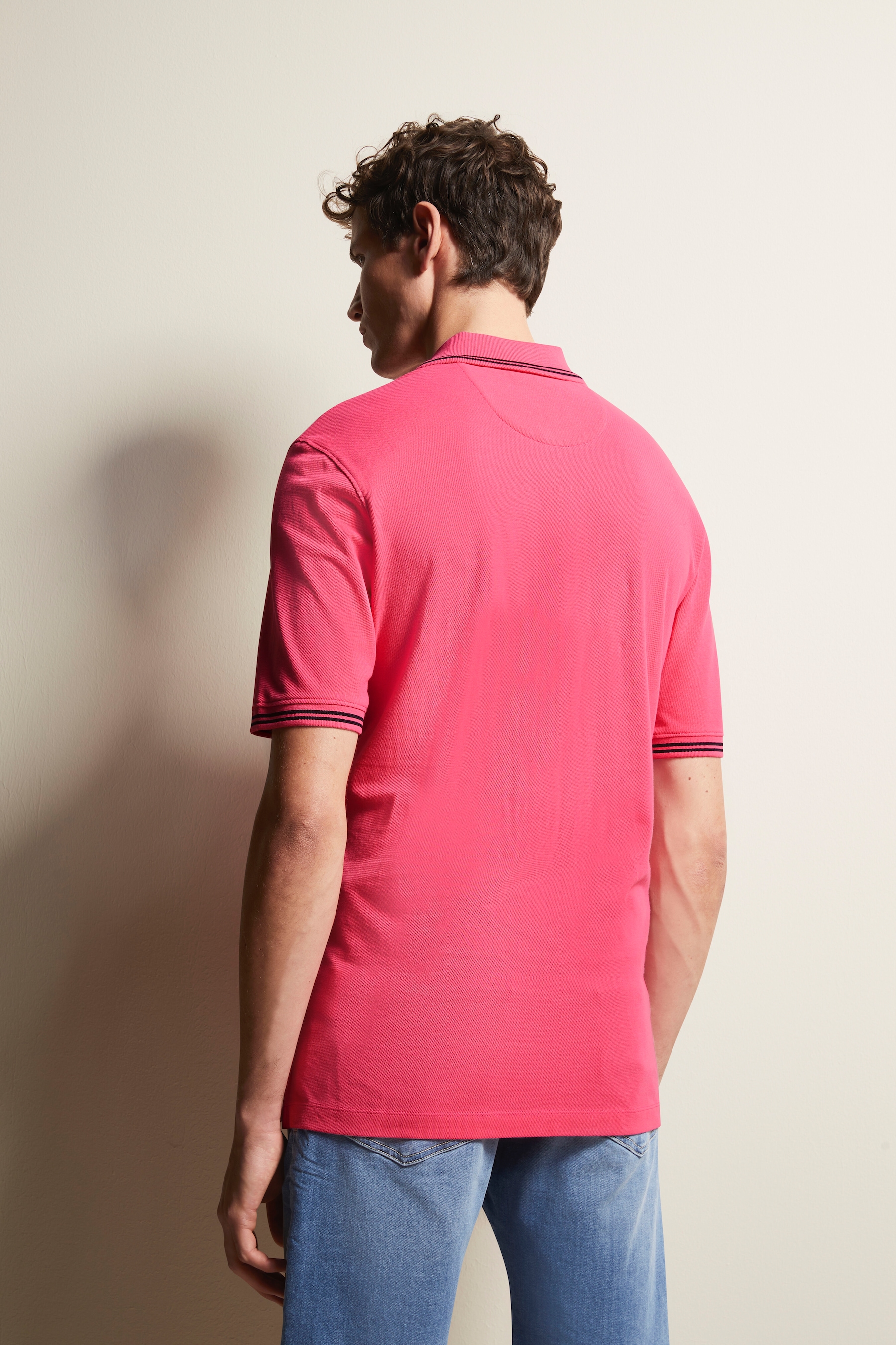 bugatti Poloshirt mit Kontraststreifen