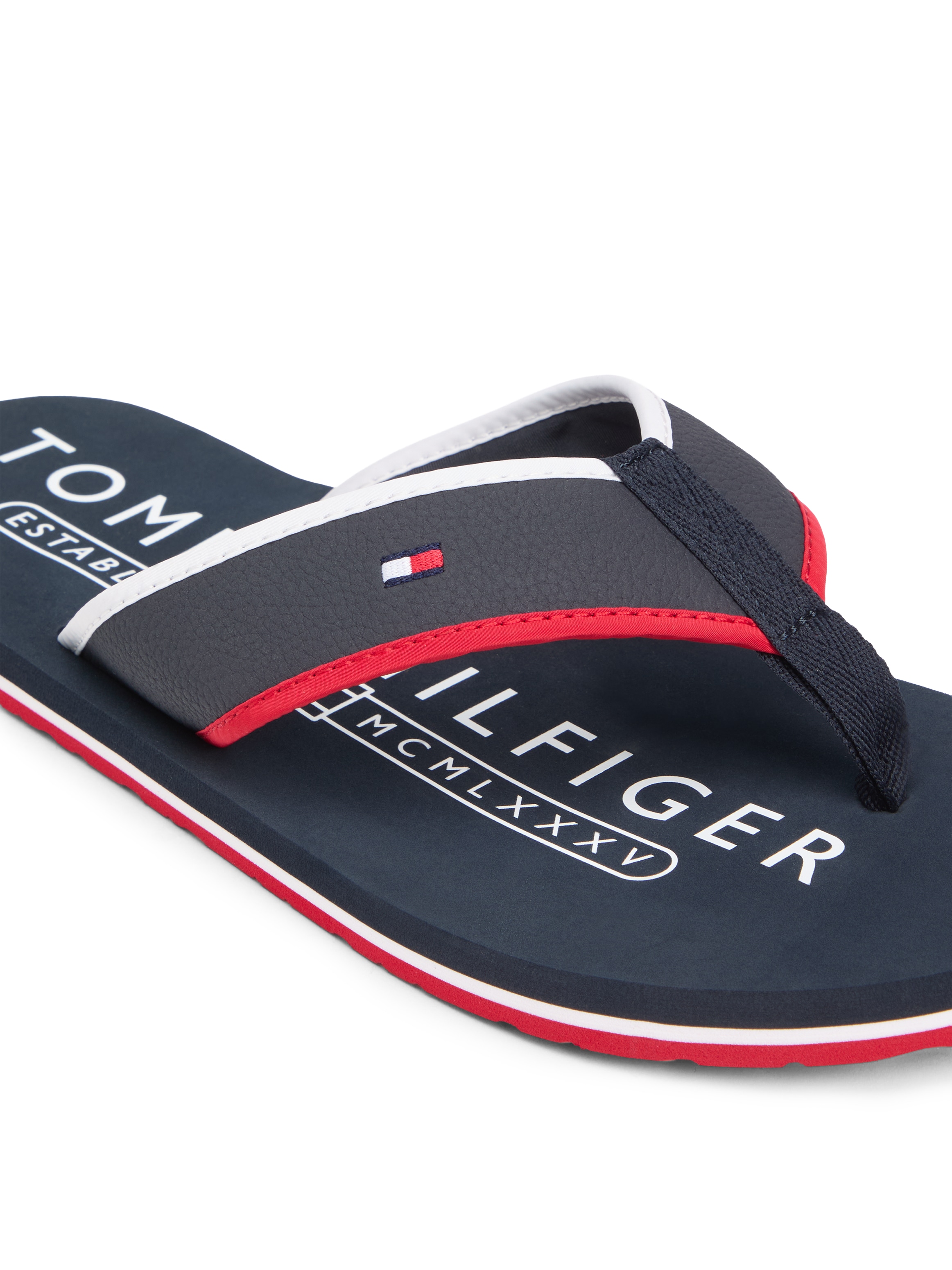 Tommy Hilfiger Zehentrenner »HILFIGER TUMBLE BEACH SANDAL«  , Sommerschuh, Badeschuh mit dreifarbiger Laufsohle