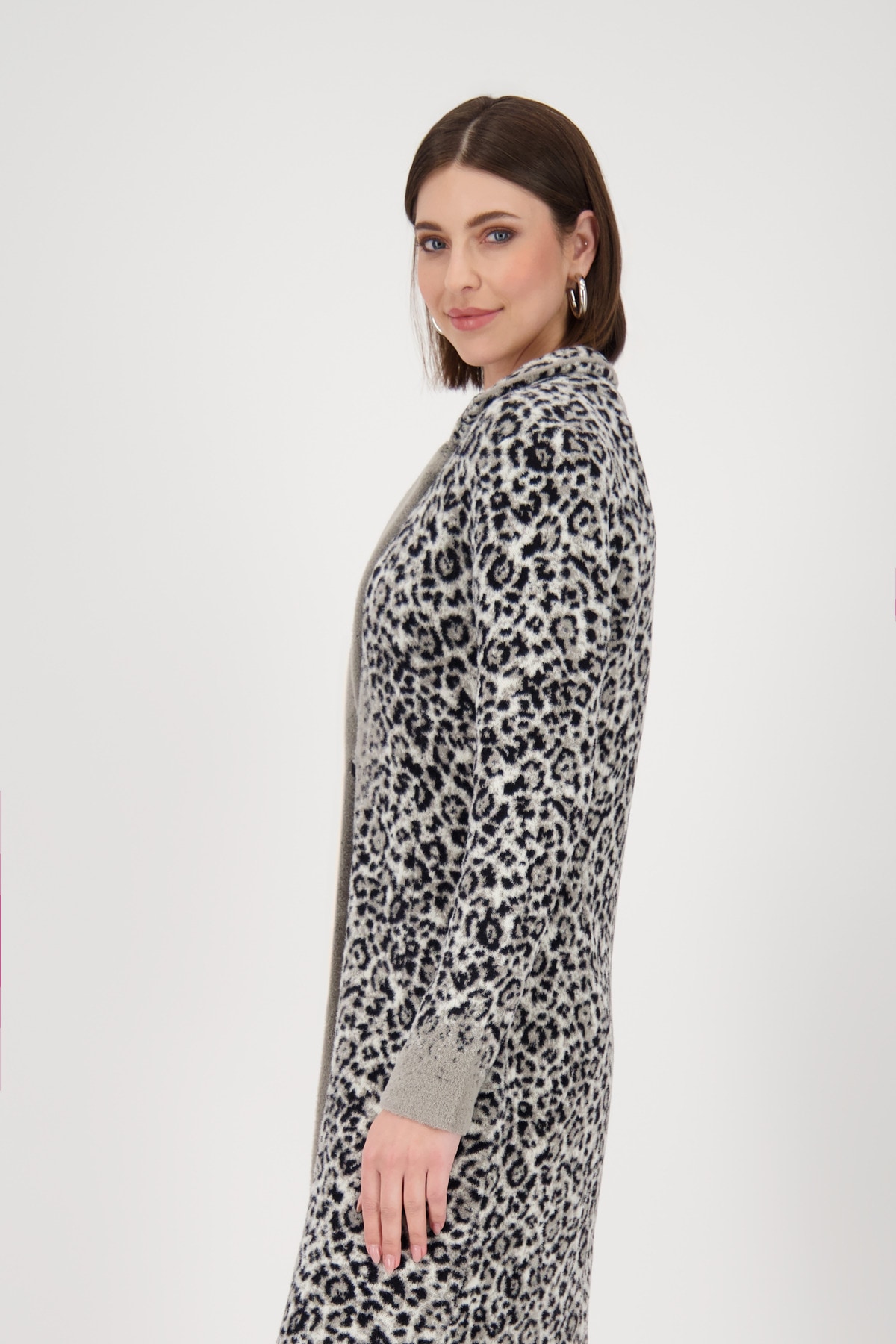 Monari Longstrickjacke »Jacke Strickmantel Leo«, Mit V-Ausschnitt