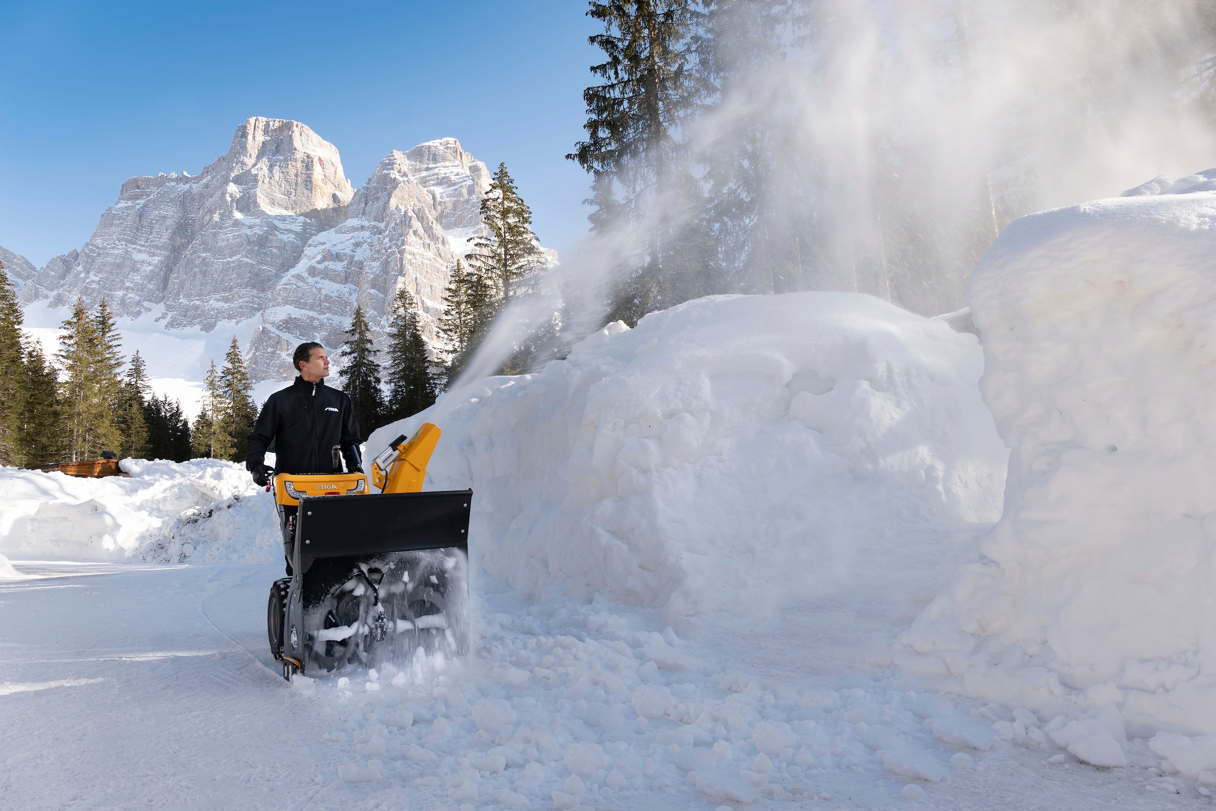 STIGA GARDEN Benzin-Schneefräse »ST 7276 PH«, Elektrostart, Hydrostatgetriebe