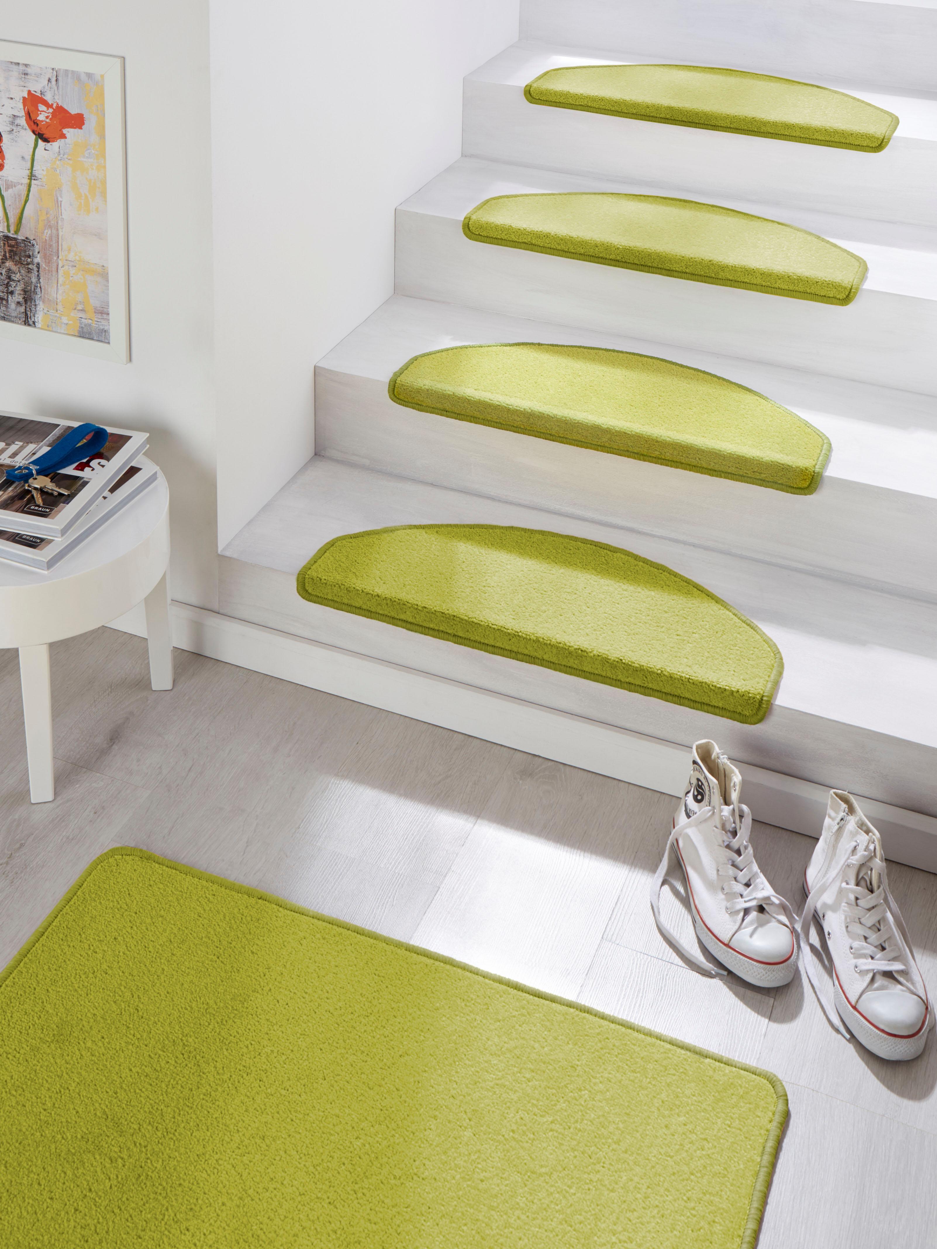 Stufenmatte „Fancy“, halbrund, 15 Stück, Treppenmatten, Selbstklebend, Stufenteppich, Treppenstufen grün 7 mm B/L: 23 cm x 65 cm – 7 mm