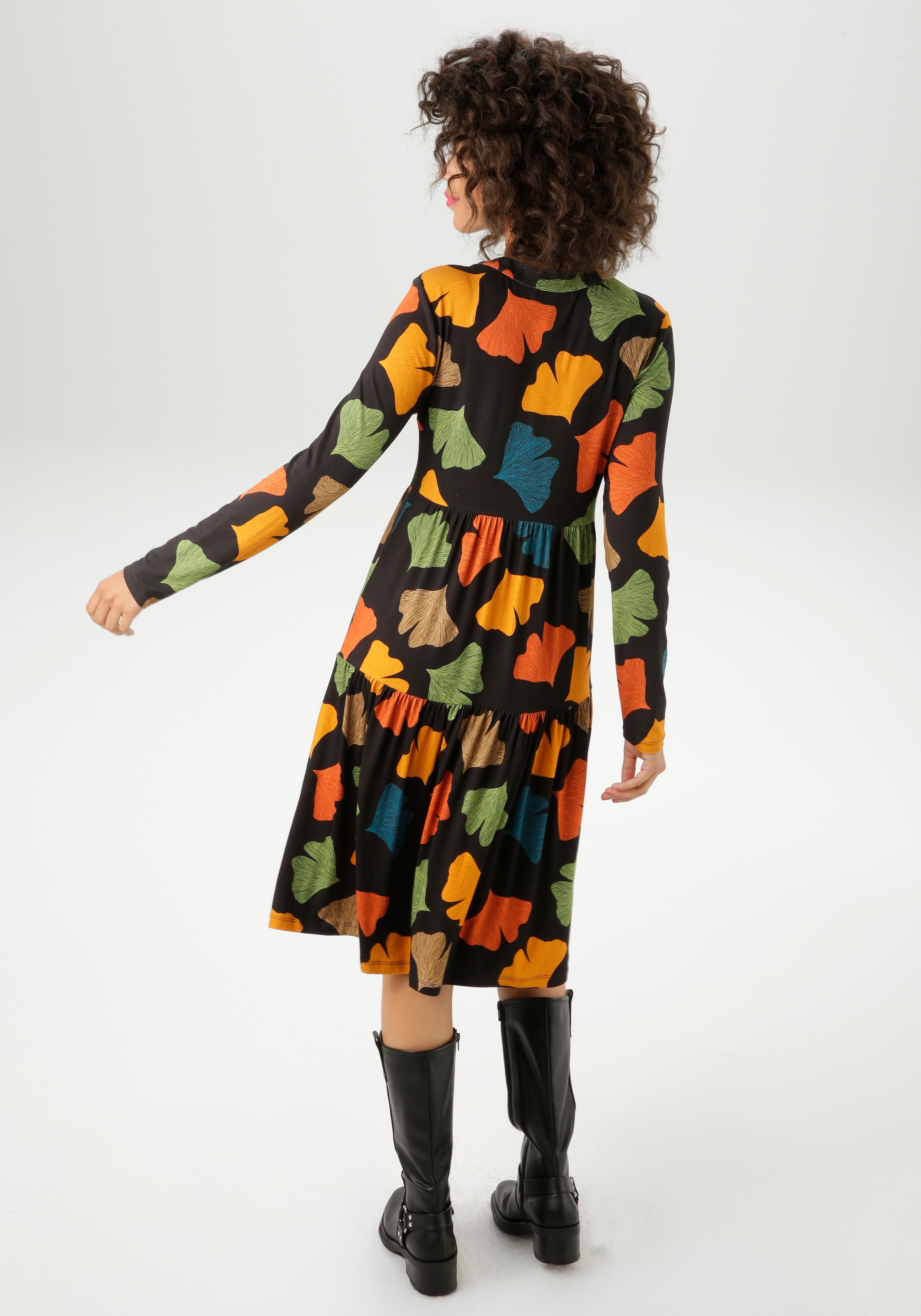 Aniston CASUAL Jerseykleid mit bunten Blättern bedruckt - jedes Teil ein Unikat