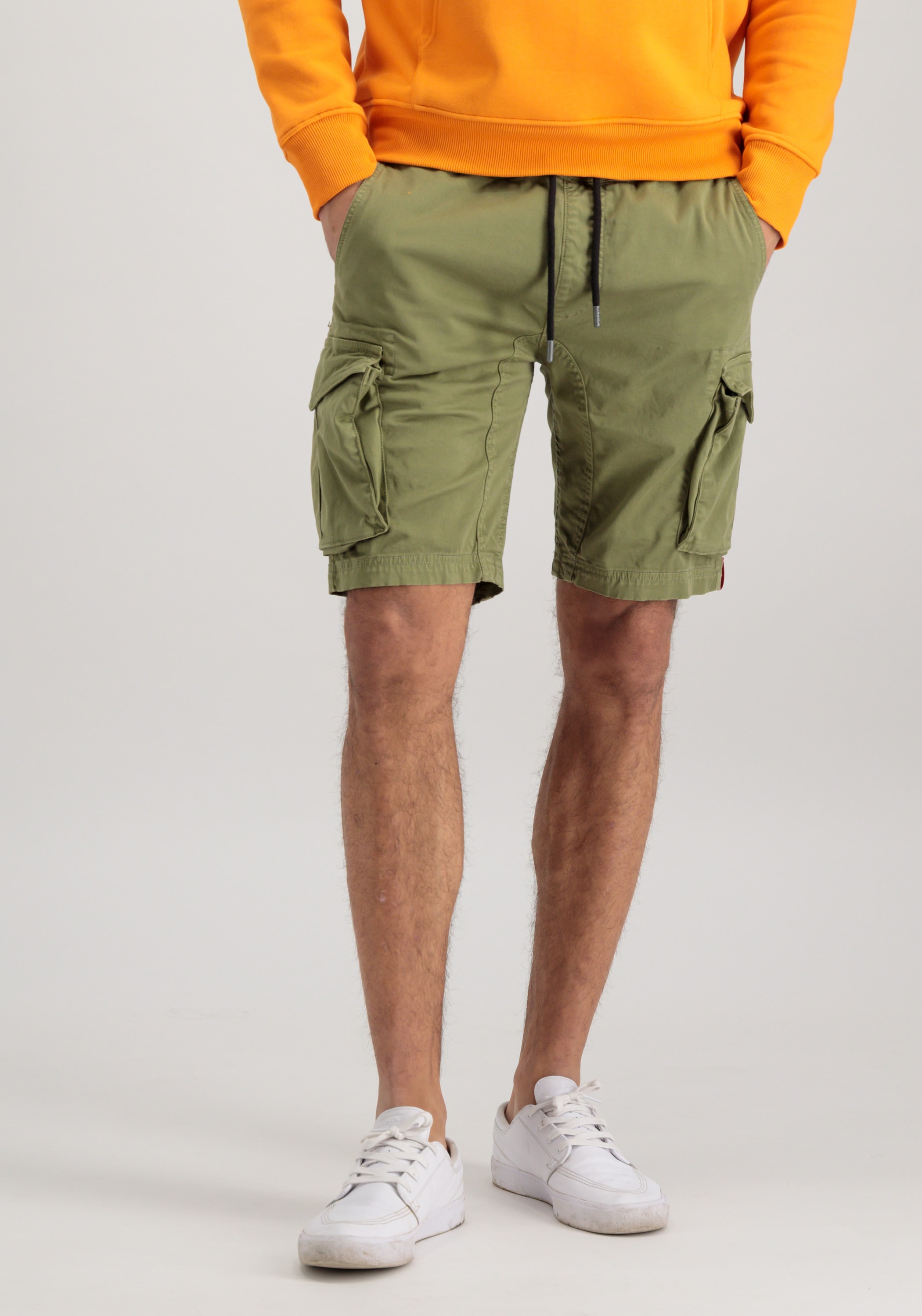 Bild von Alpha Industries Sweatshorts »Alpha Industries Men - Shorts Cotton Twill Jogger Short«