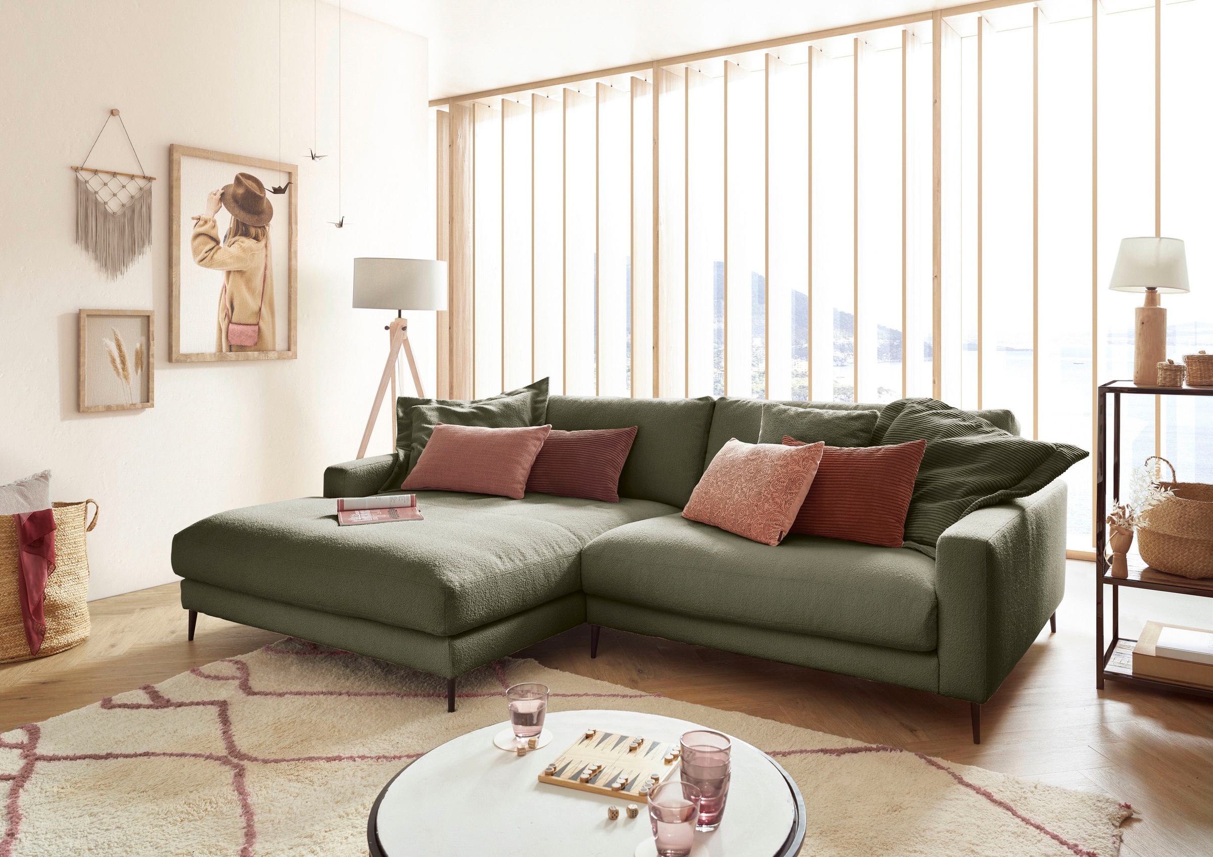 INOSIGN Ecksofa »Downtown, B/T/H: 272/190/84 cm L-Form«, weicher Sitzkomfort auch in Cord und Bouclé, incl. Zierkissen