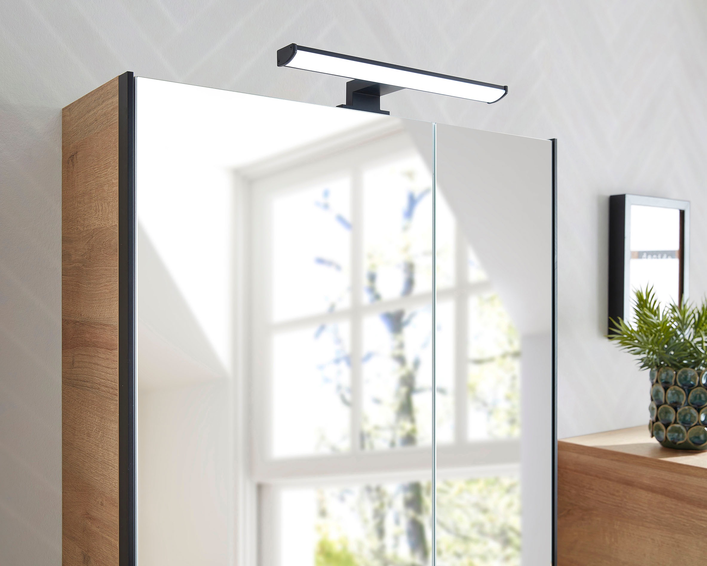 Saphir Badmöbel-Set »Quickset 395 5-teilig, Waschbeckenunterschrank mit LED-Spiegelschrank«, (5 St.), Unterschrank, Hängeschrank, Midischrank, inkl. Türdämpfer, 7 Türen