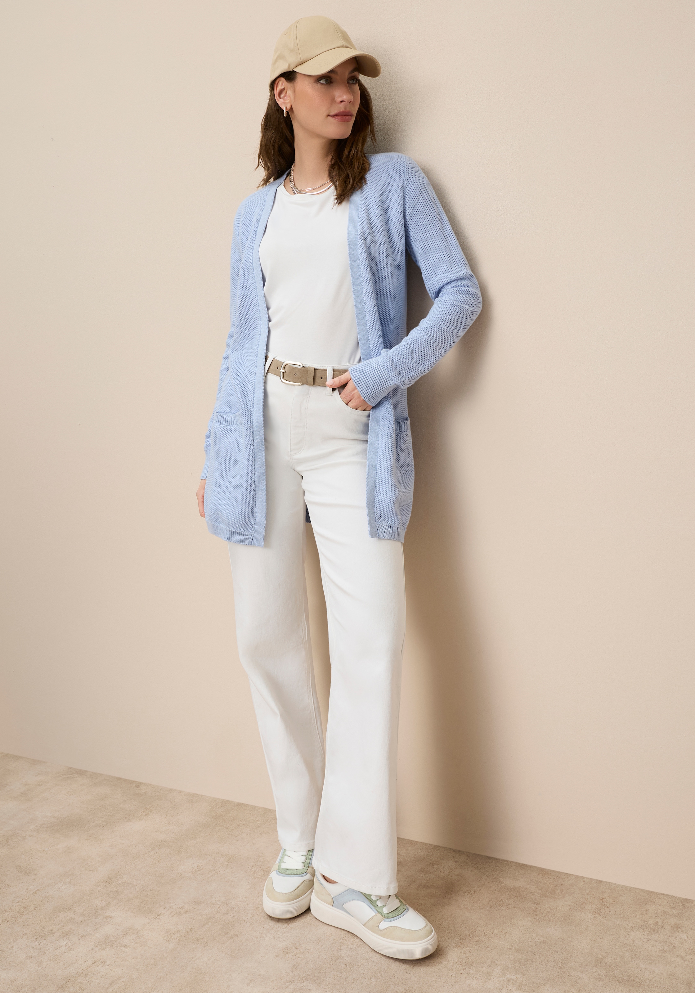 Tamaris Strickjacke mit Taschen und moderner Perlstrickstruktur