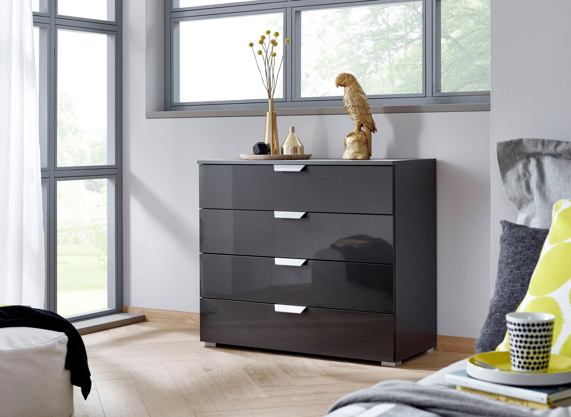 rauch Schubkastenkommode »Sideboard Schubladenkommode ORIAS mit Dekor- oder Hochglanzfront«, mit 4 Schubkästen und 2 Türen sowie Metallgriffen MADE IN GERMANY