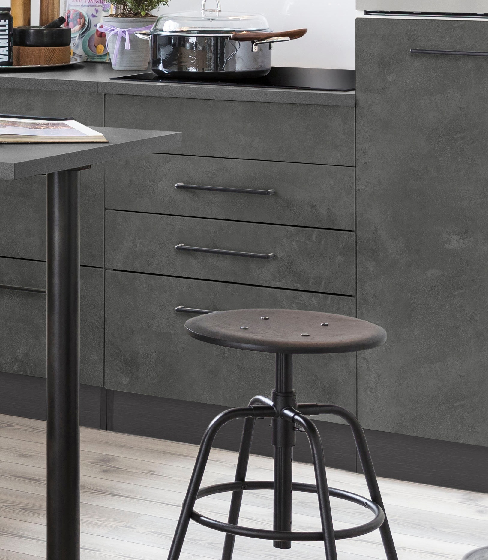 KOCHSTATION Kochfeldumbauschrank »KS-Tulsa«, 60 cm breit, 2 Schubladen, 1 großer Auszug, schwarzer Metallgriff